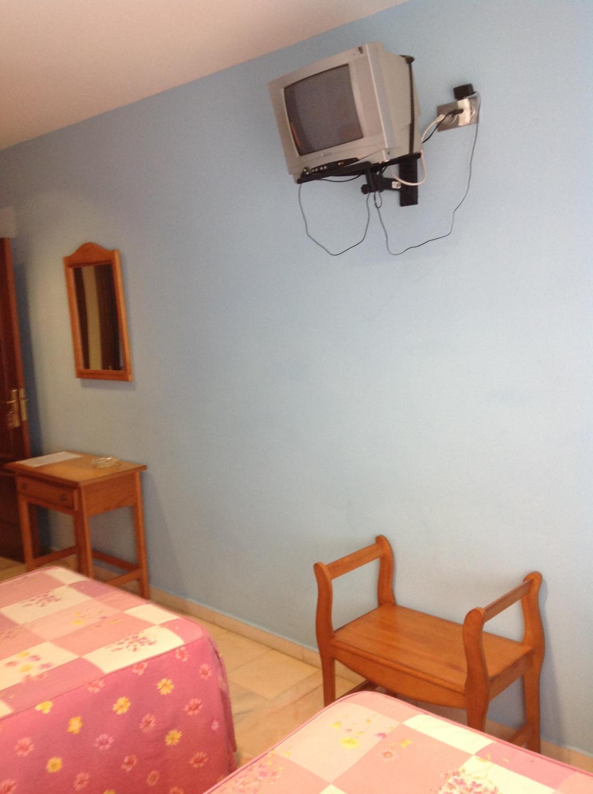 Triple Room - Photo 1
