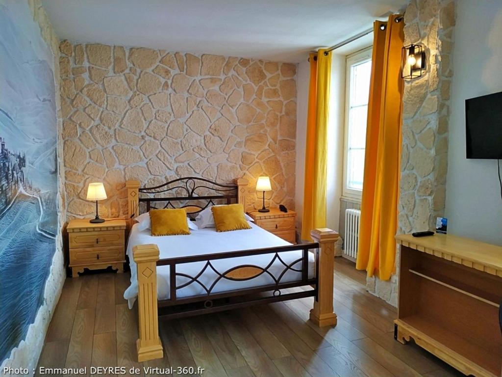 Double Room - Disability Access photo 3