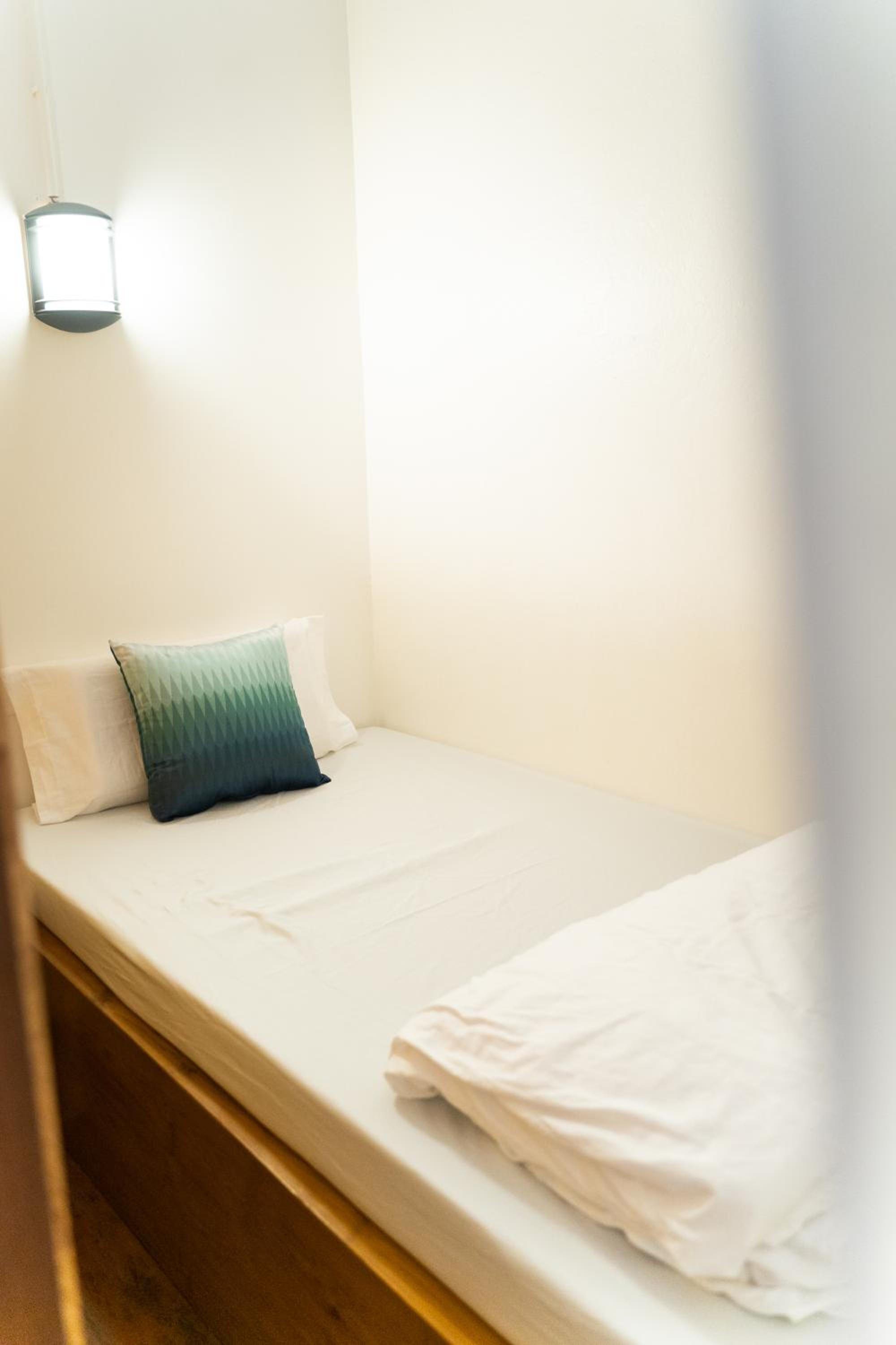 Japanese-Style Room - Photo 9