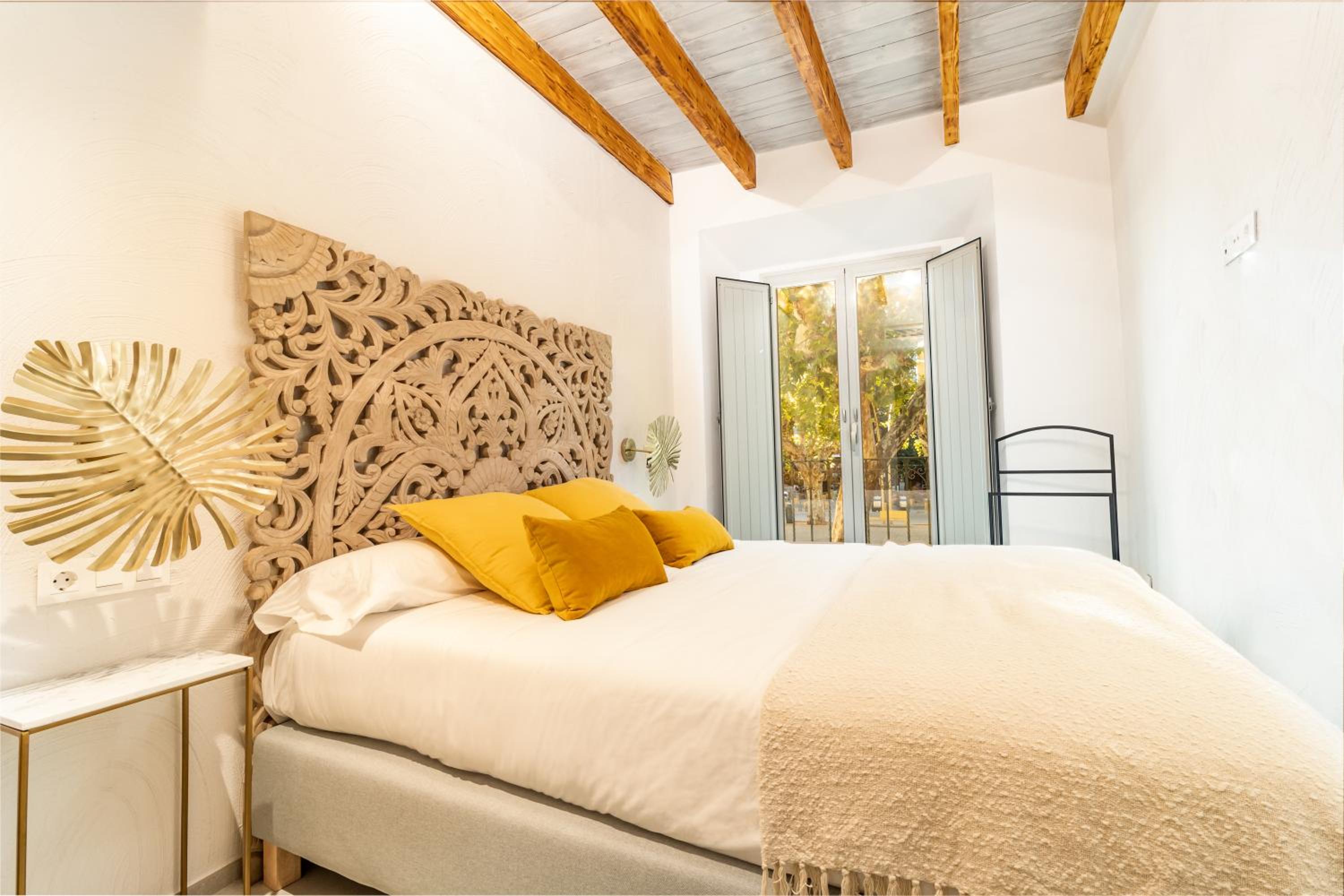 Apartamento con Balcón (Sin piscina)