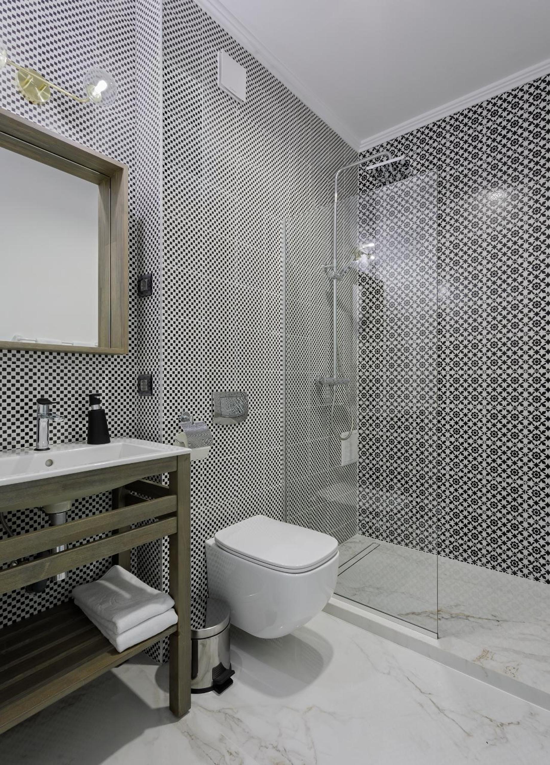 Standard Double Room - Photo 9
