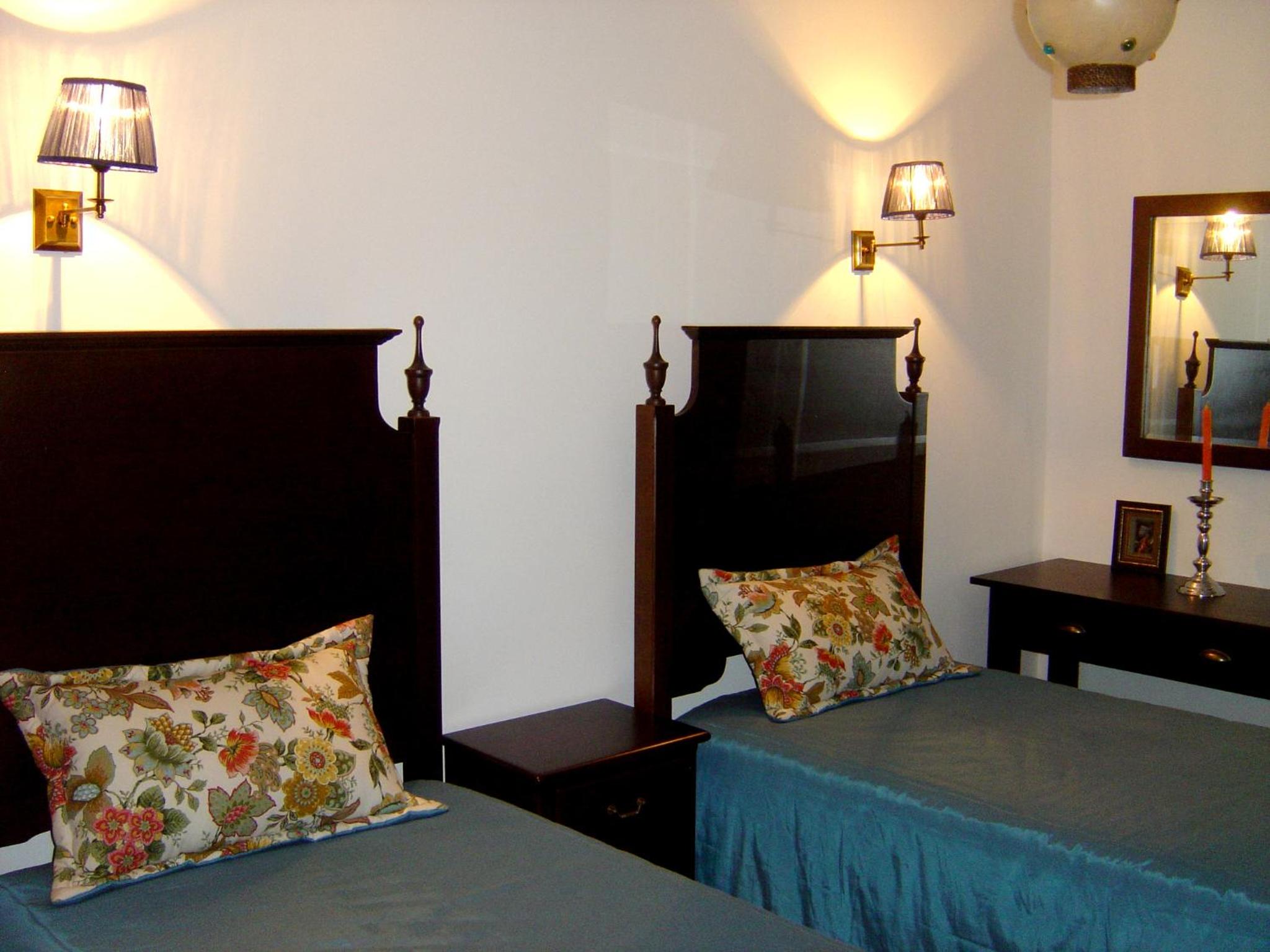 Double or Twin Room - Photo 3