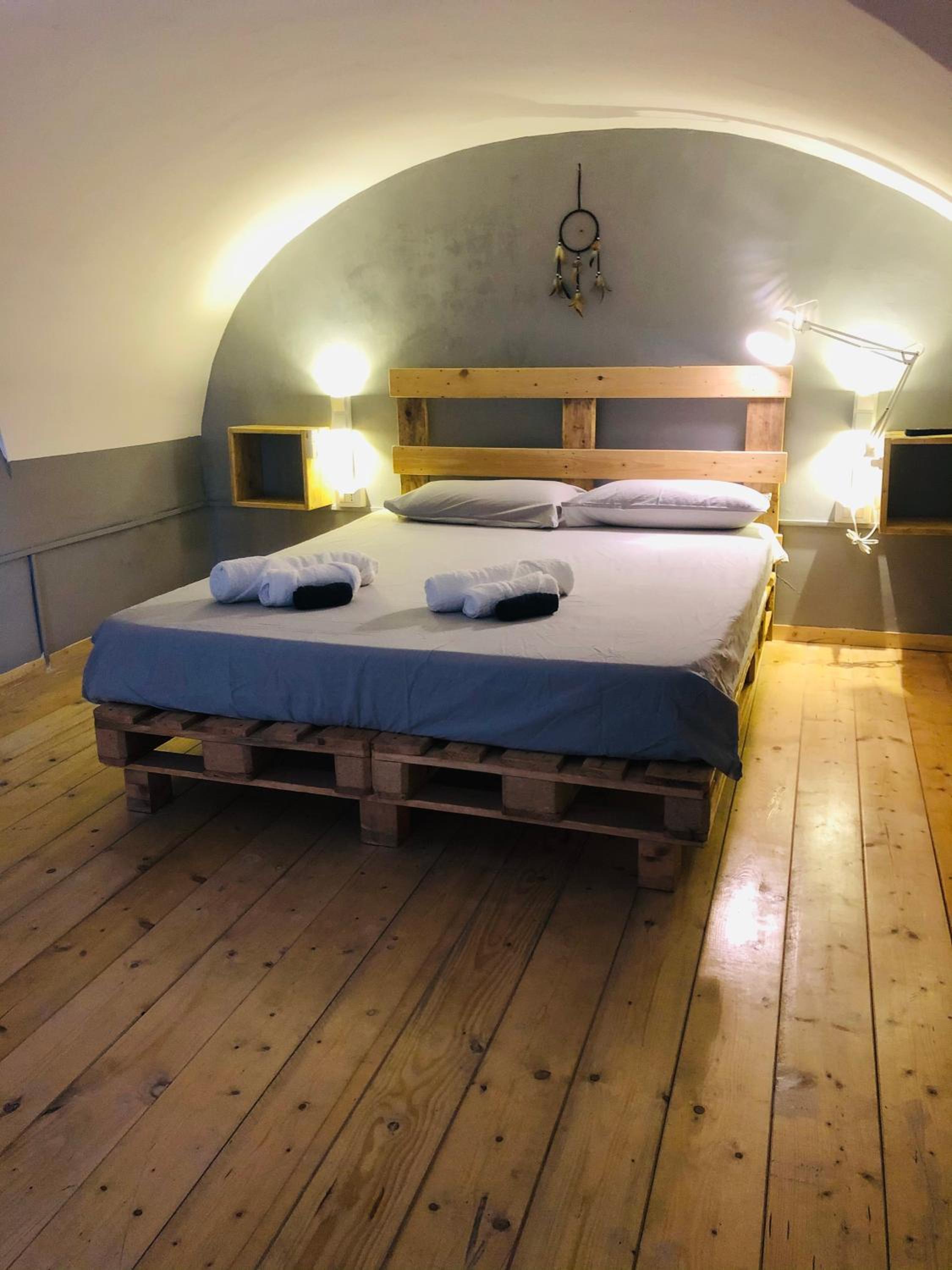 Triple Room with Shared Bathroom