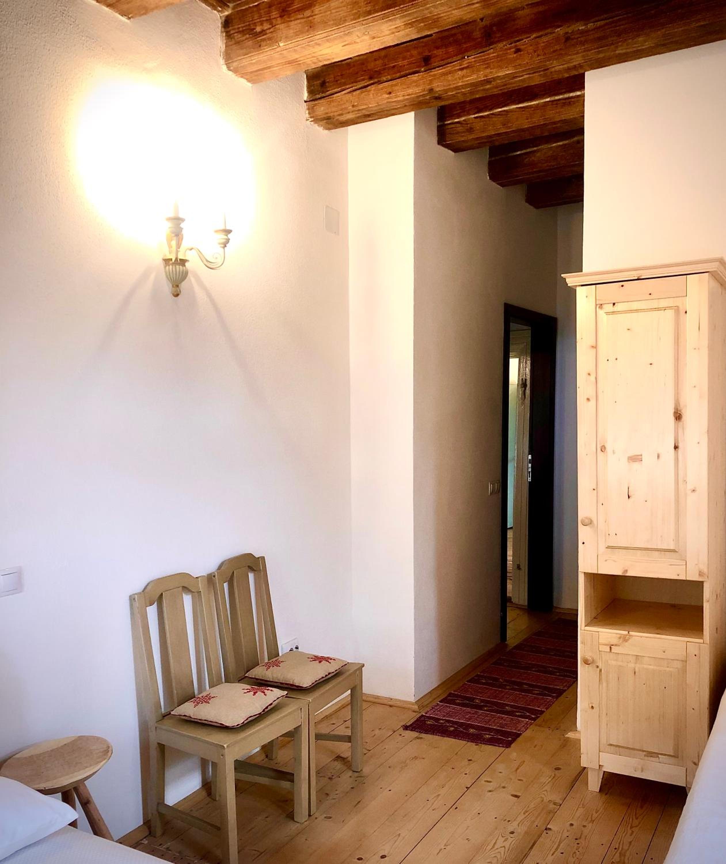 Triple Room with Private Bathroom photo 3