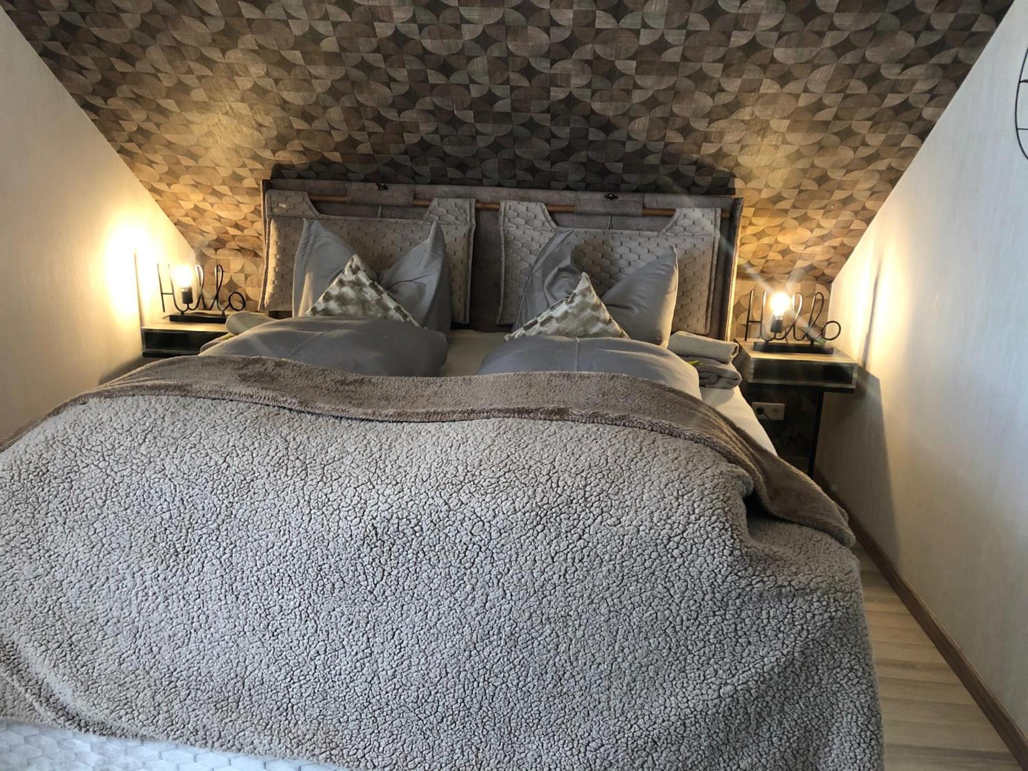 Budget Double Room - Photo 1