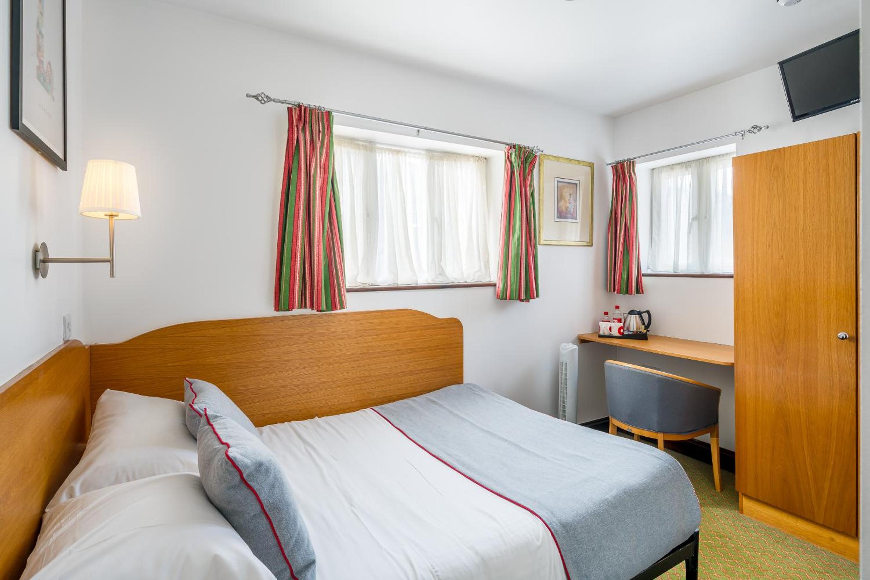 Standard Double Room photo 2