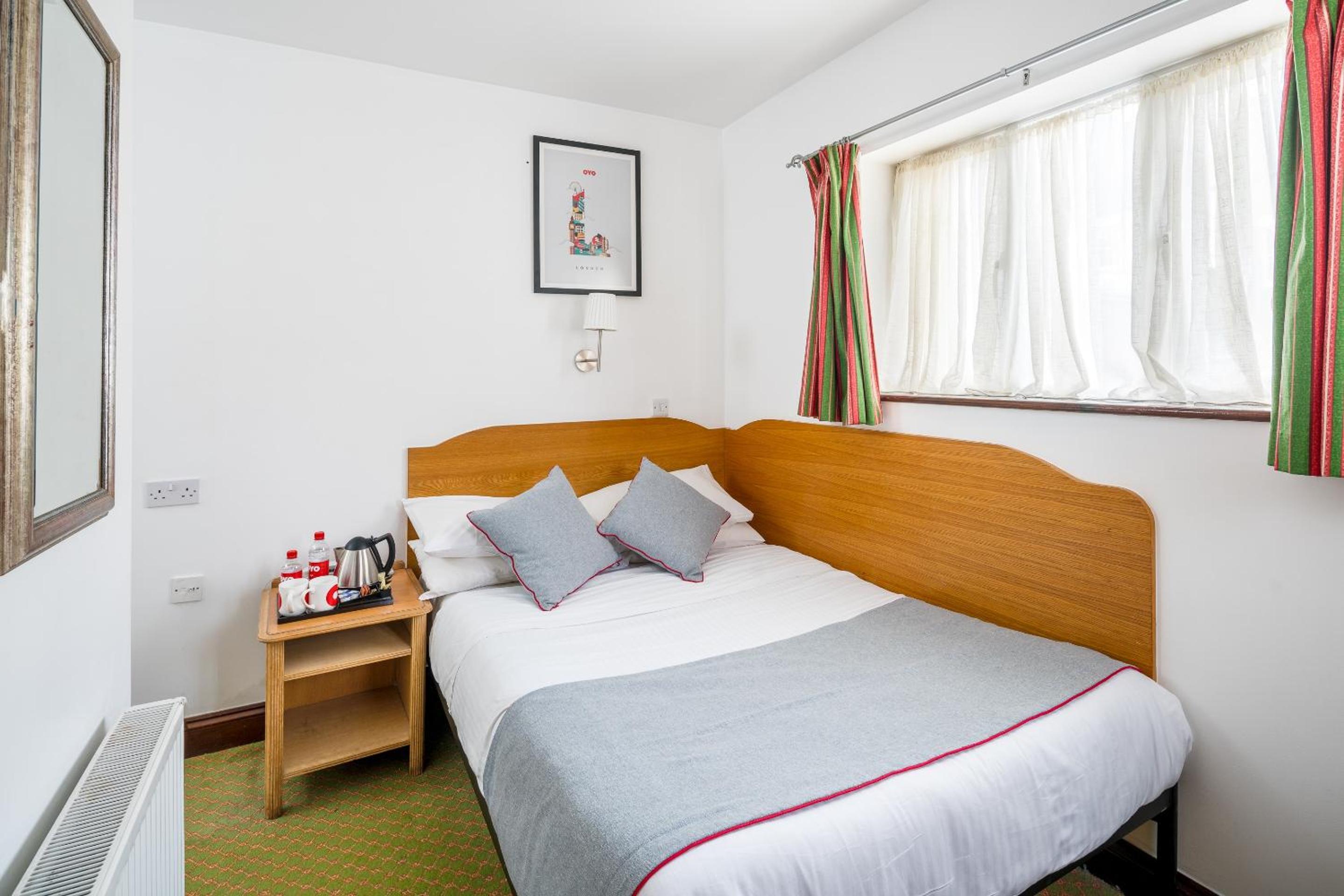 Standard Double Room photo 3