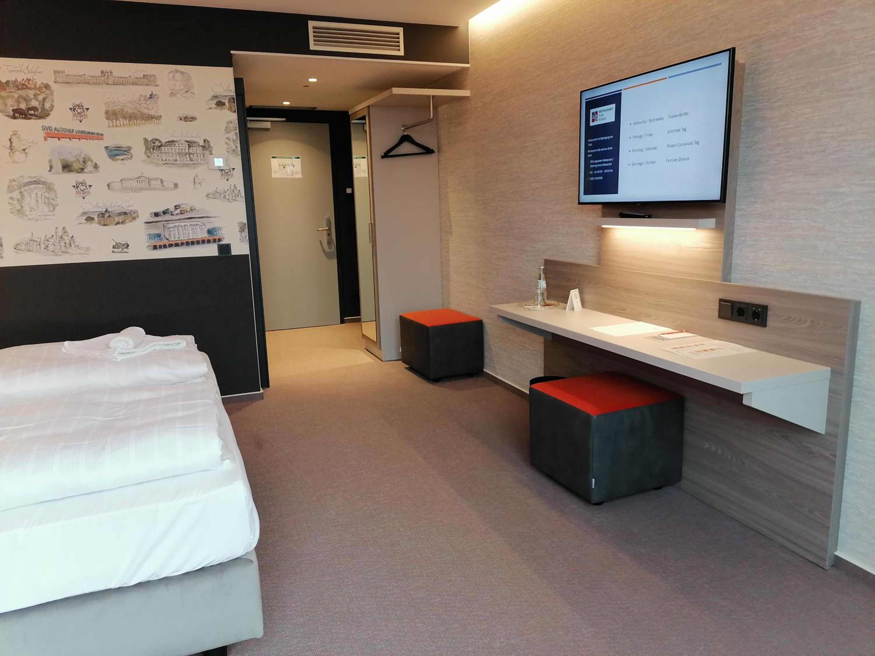 Double or Twin Room - Disability Access - Photo 10