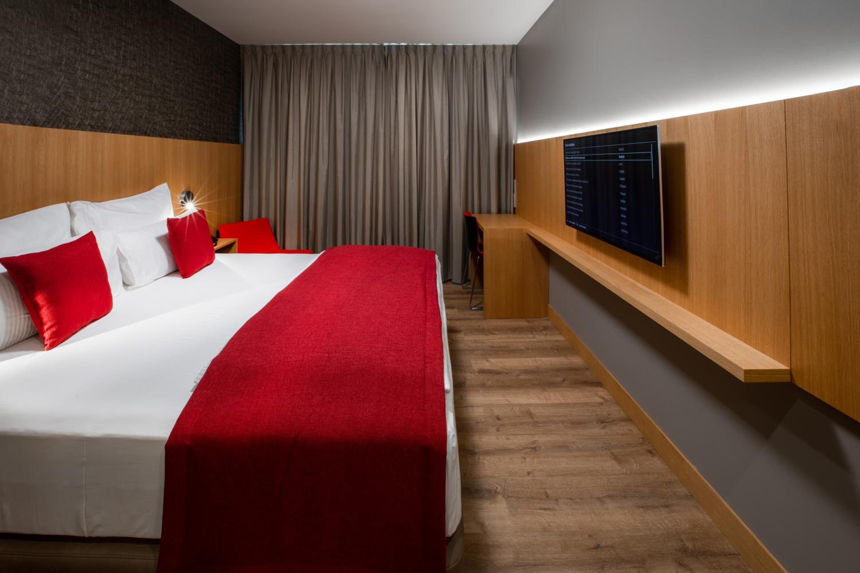 Comfort Double or Twin Room photo 3
