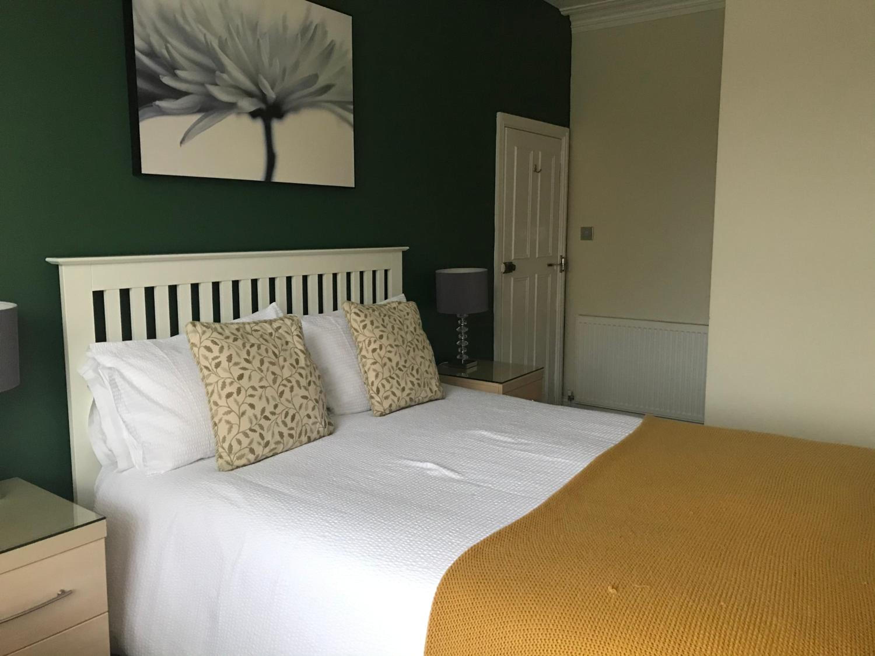 Double Room with Private Bathroom photo 1