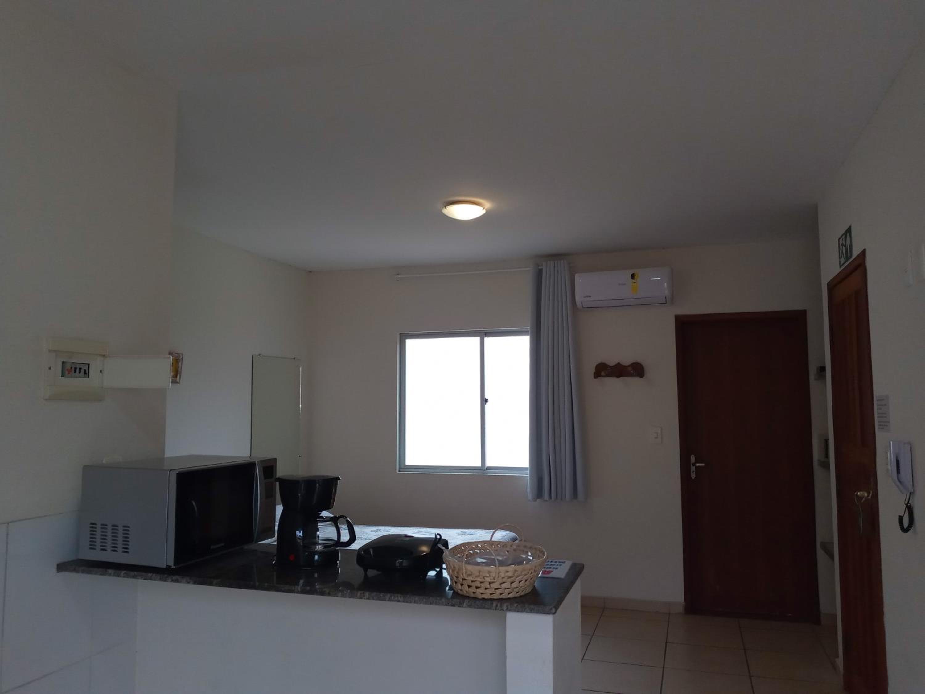 Standard Double Room - Photo 3