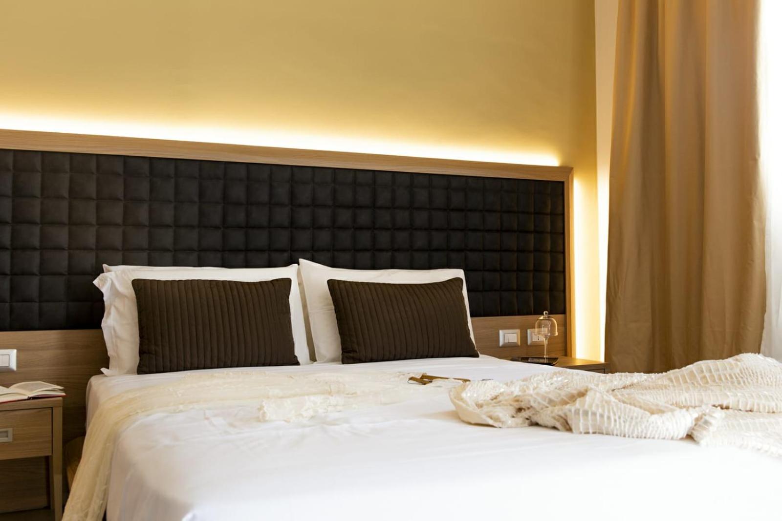 Superior Double Room - Photo 1
