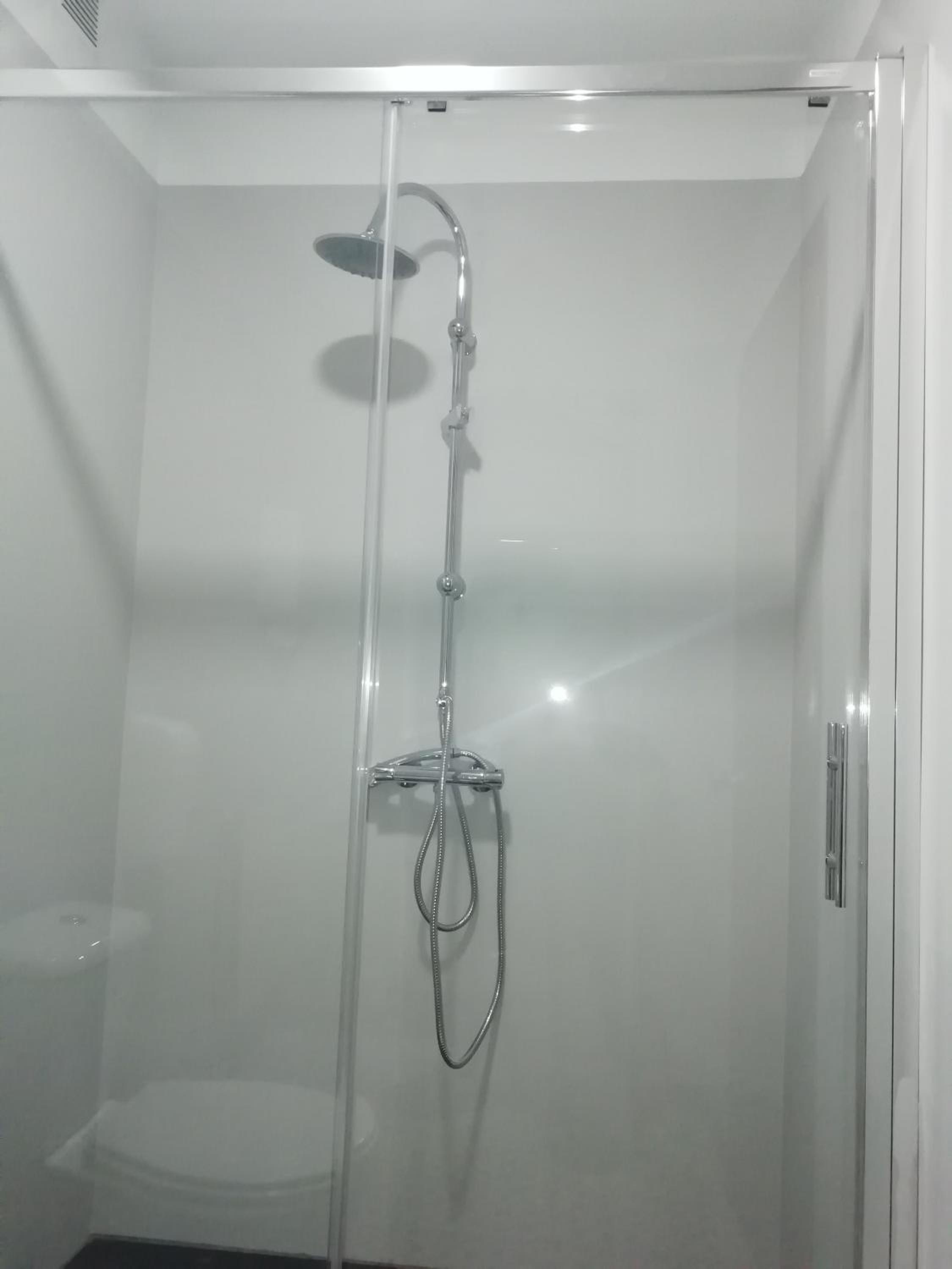 Double Room with Shared Bathroom photo 3