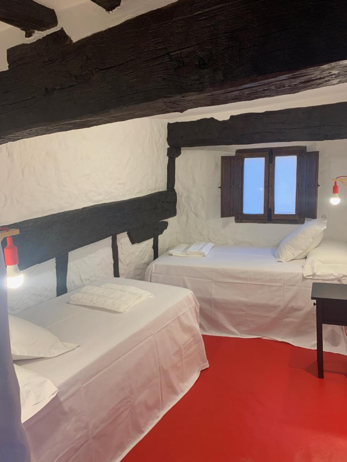 Casa de cuatro habitaciones