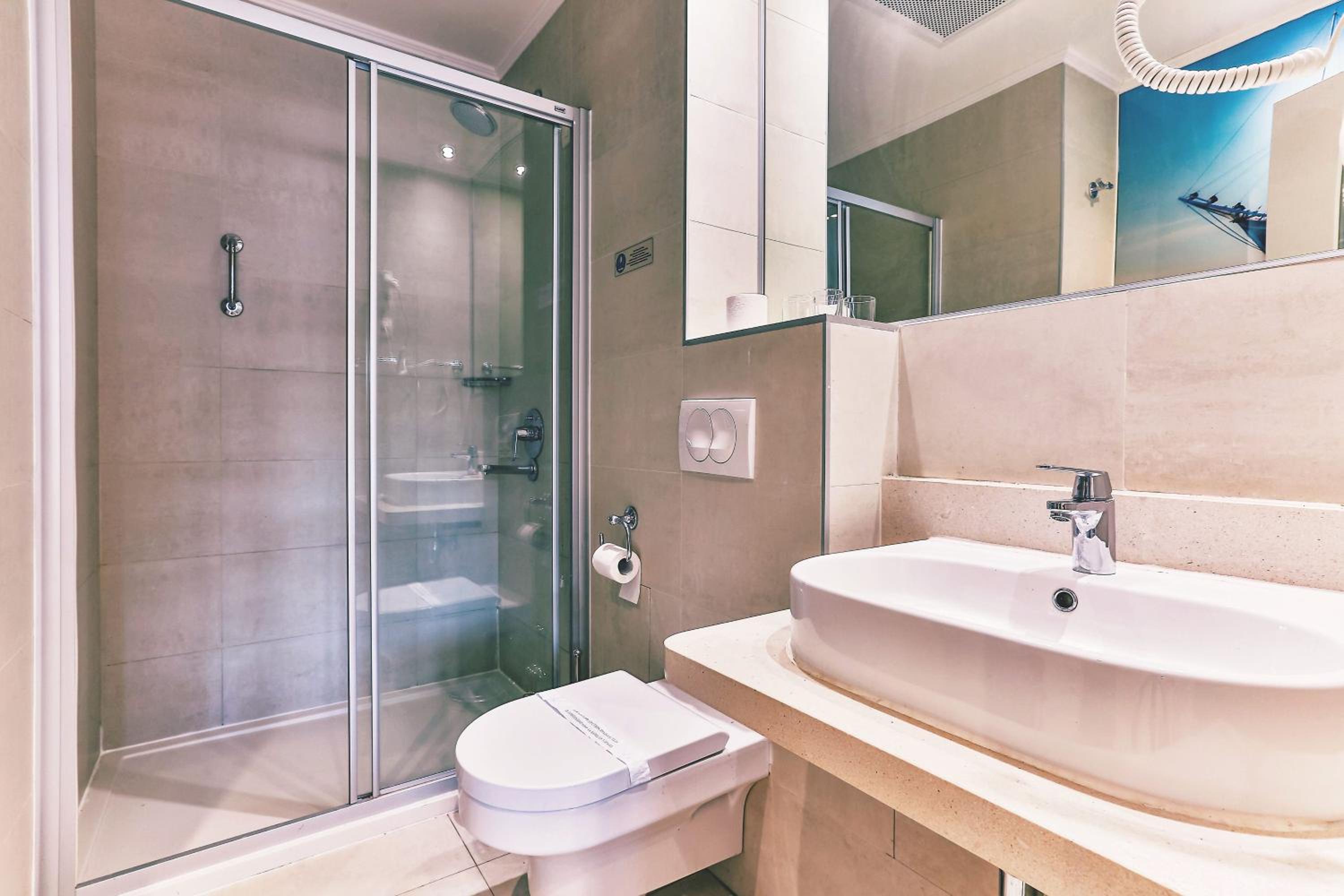 Standard Triple Room - Photo 4