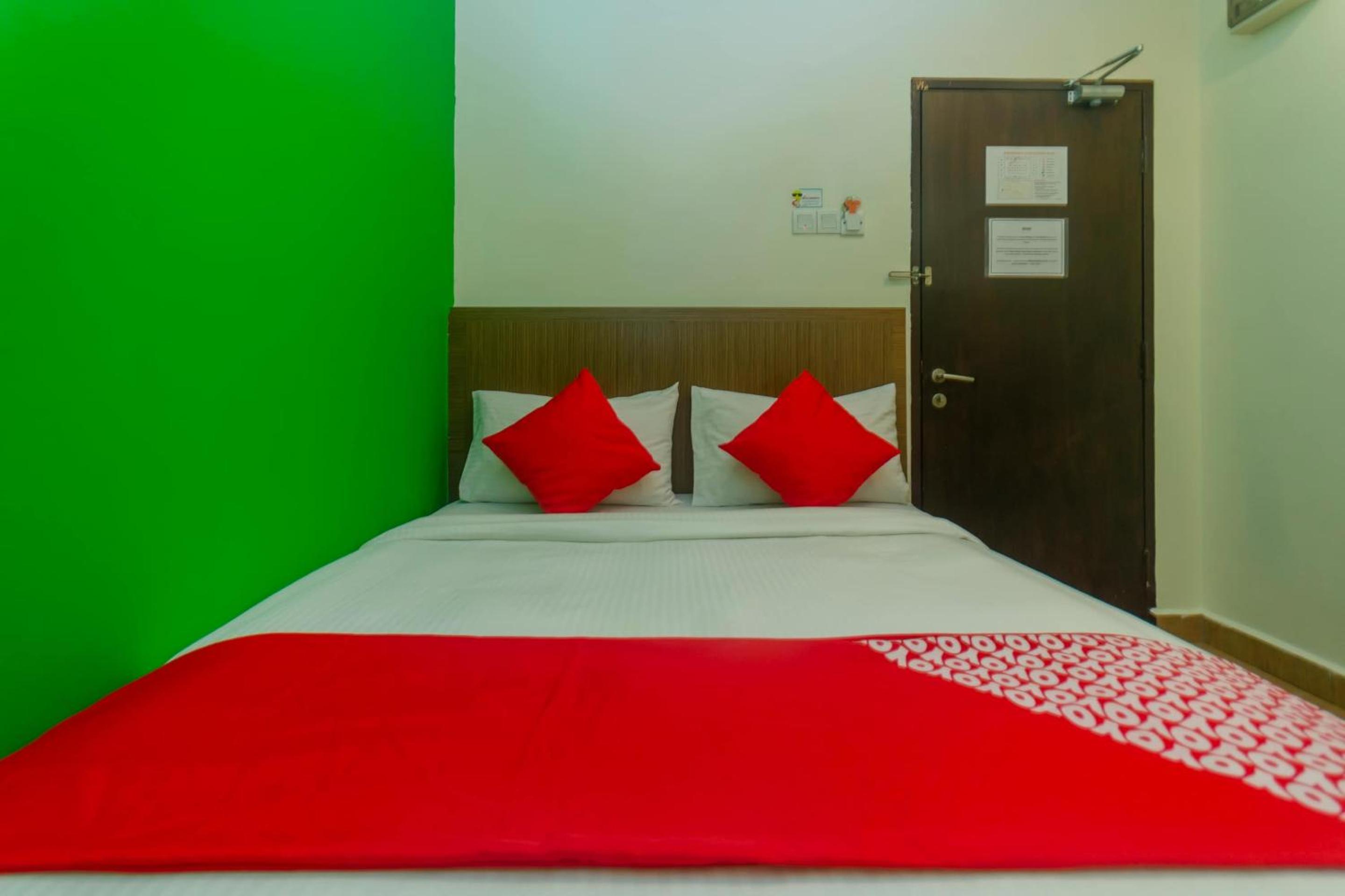 Standard Double Room photo 2