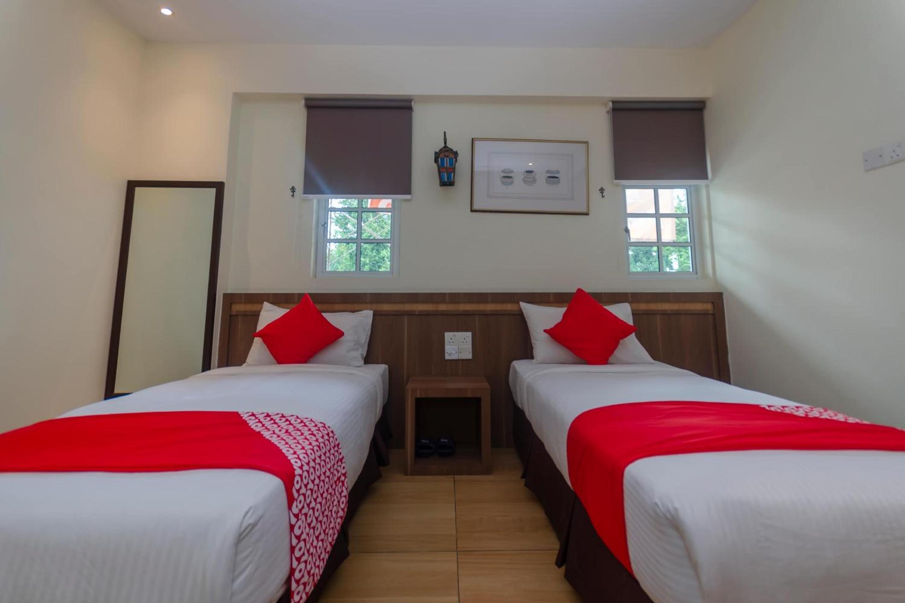Deluxe Twin Room photo 2