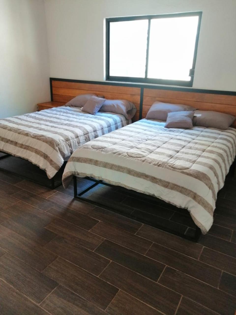 Quadruple Room with Bath - Photo 1
