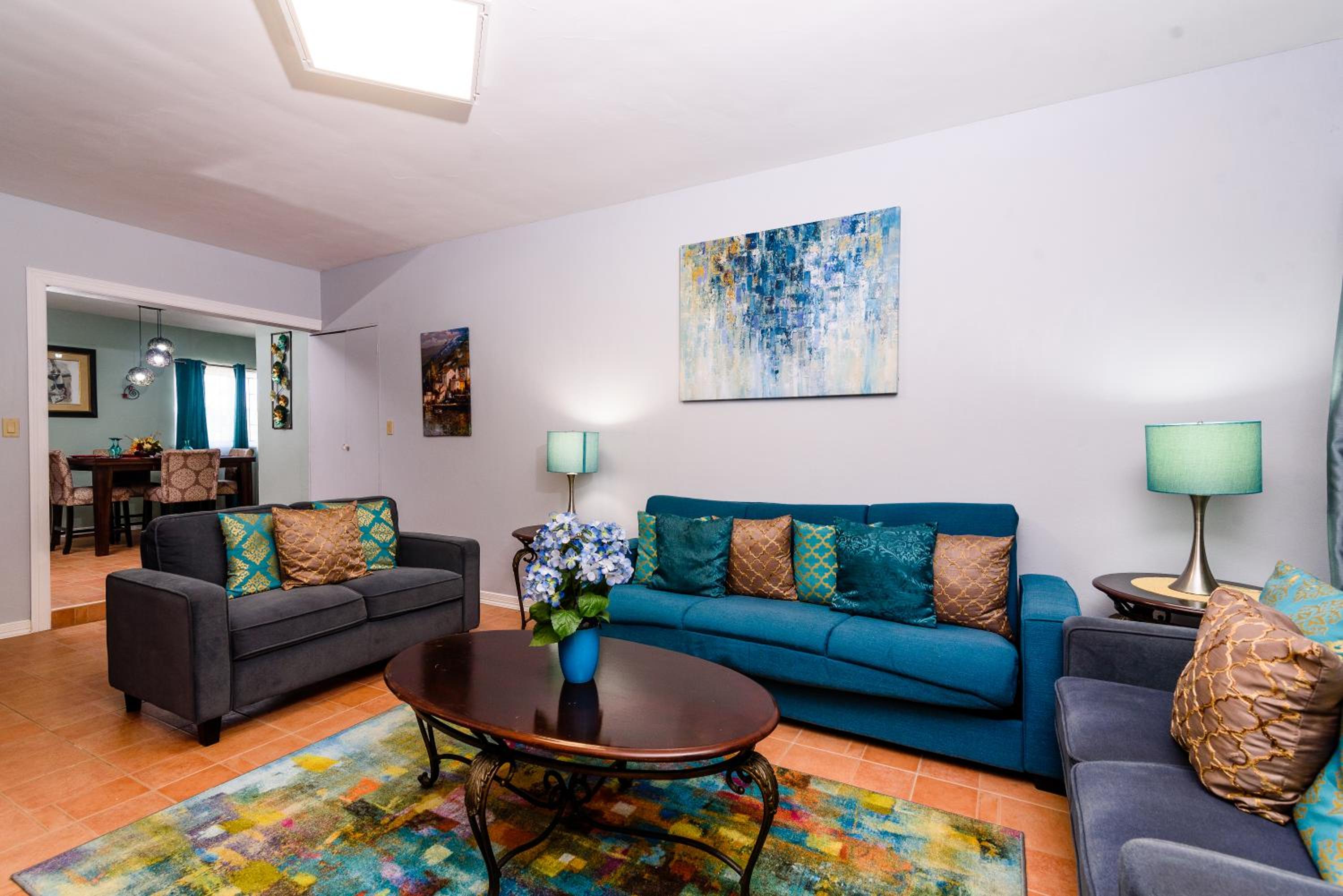 Two-Bedroom Cottage photo 2