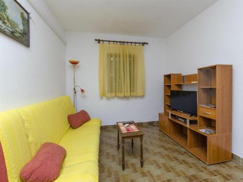 Apartment 3