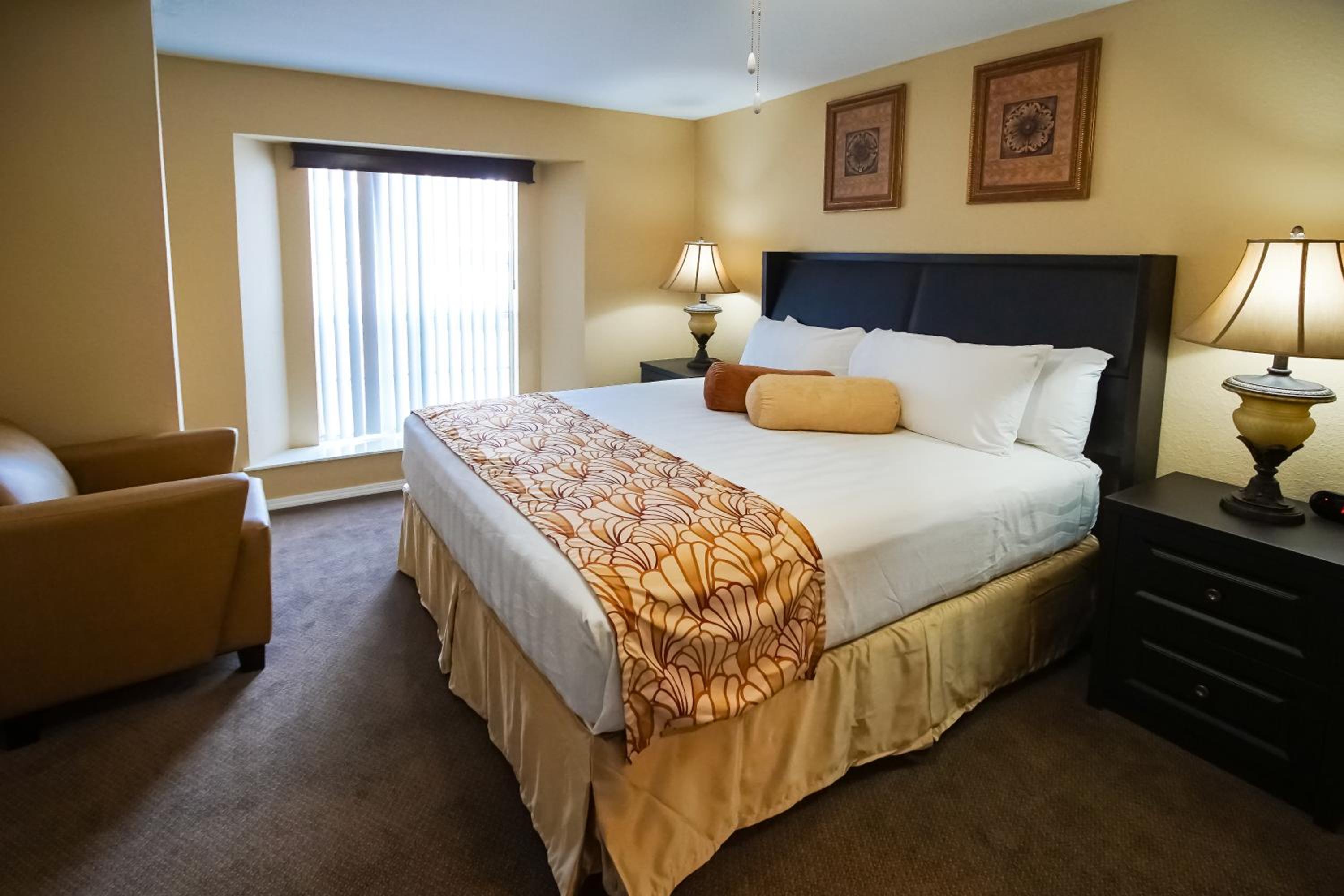 One-Bedroom Suite