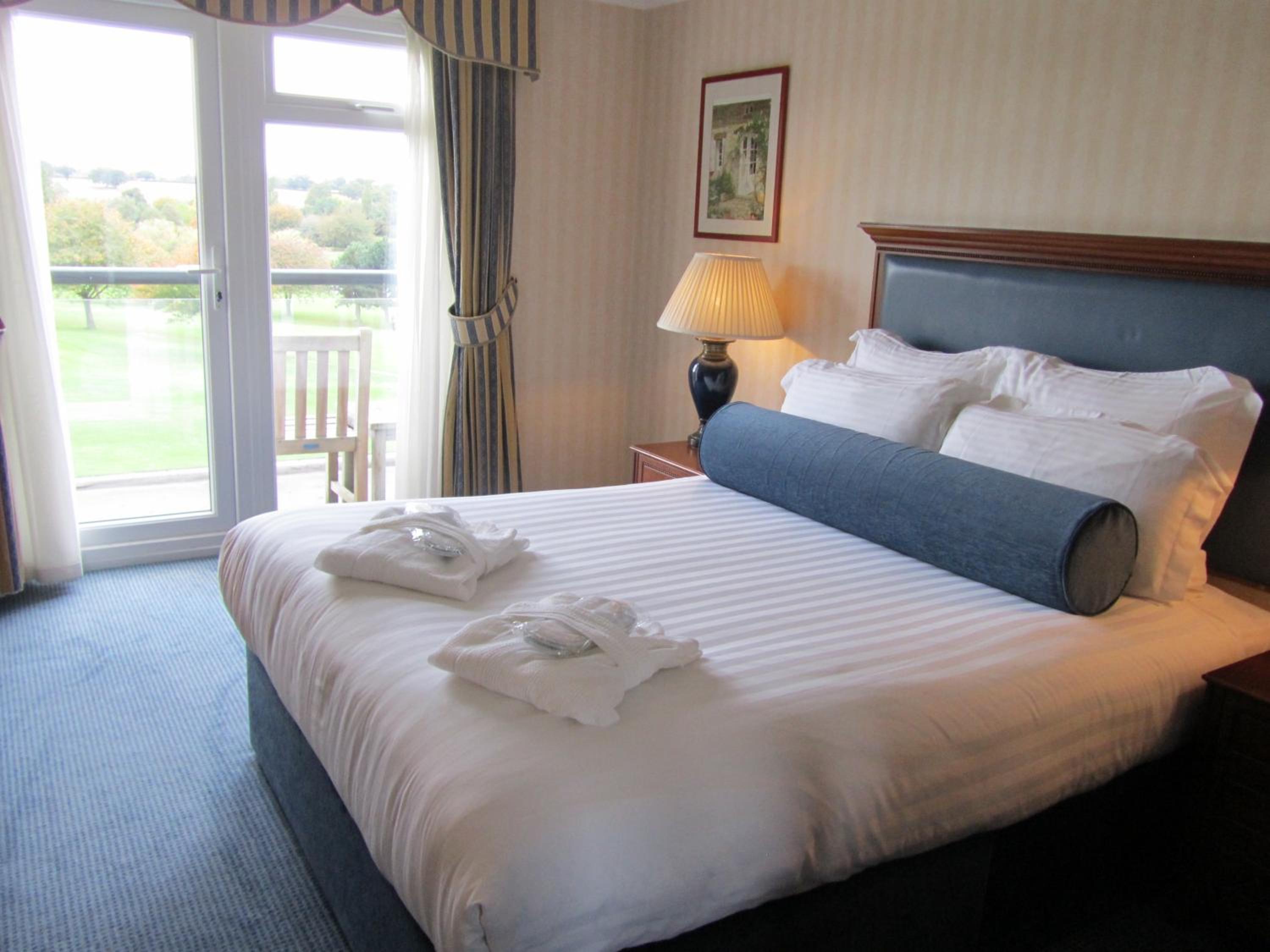 Deluxe Double Room with View - Photo 3