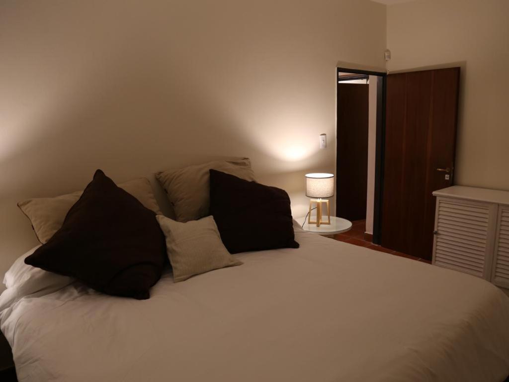 Three-Bedroom House photo 3