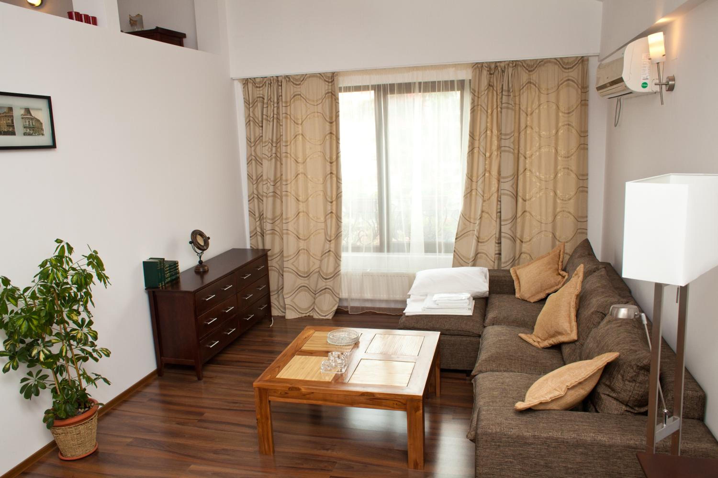 Duplex Apartment - Photo 1
