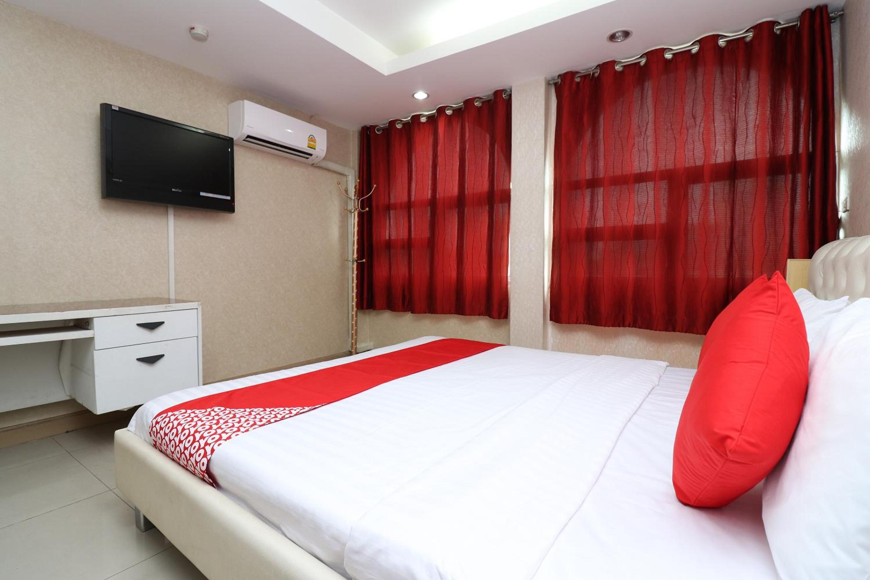 Deluxe Double Room photo 2