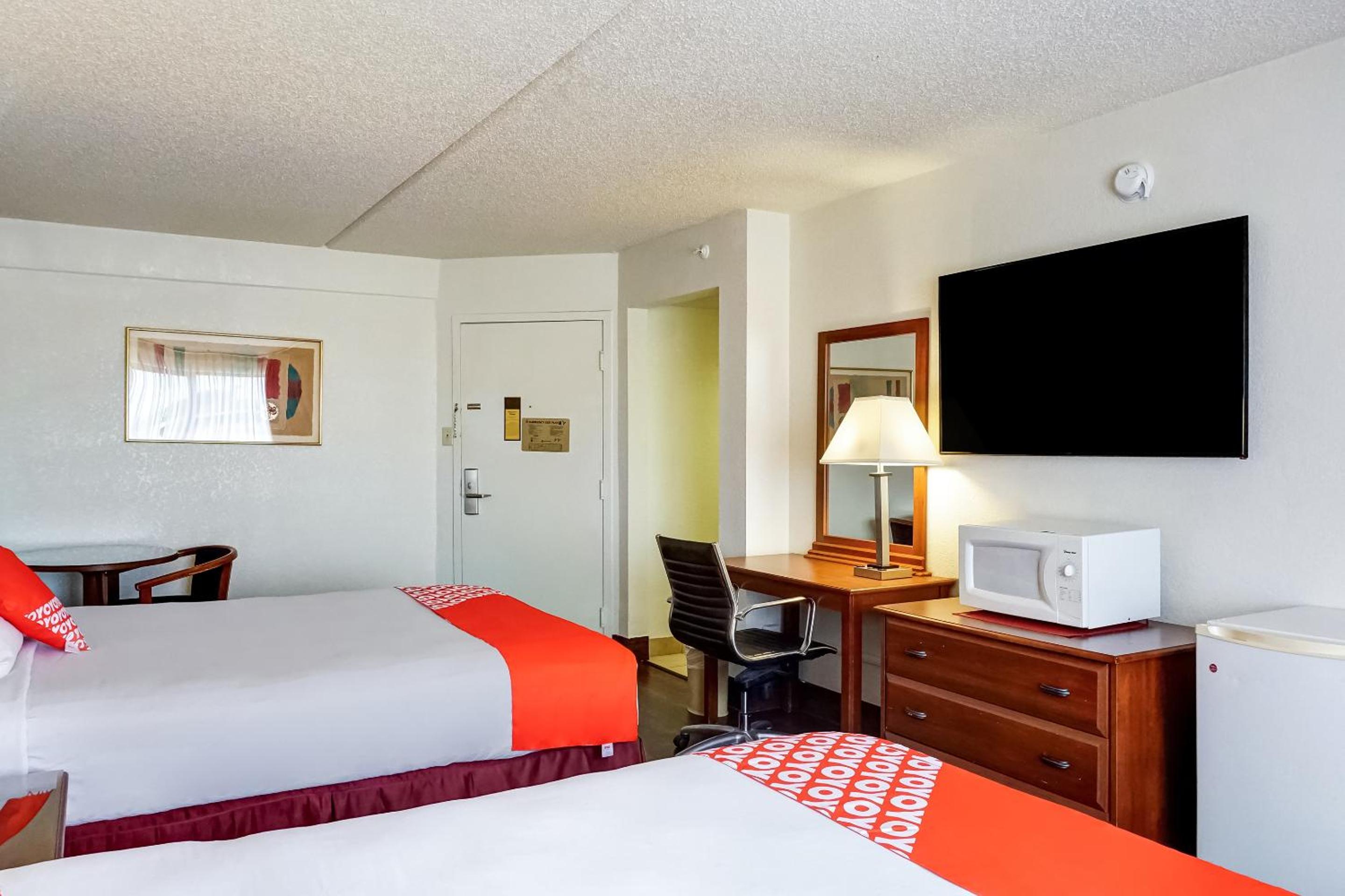 2 Full Bed Walkin photo 2