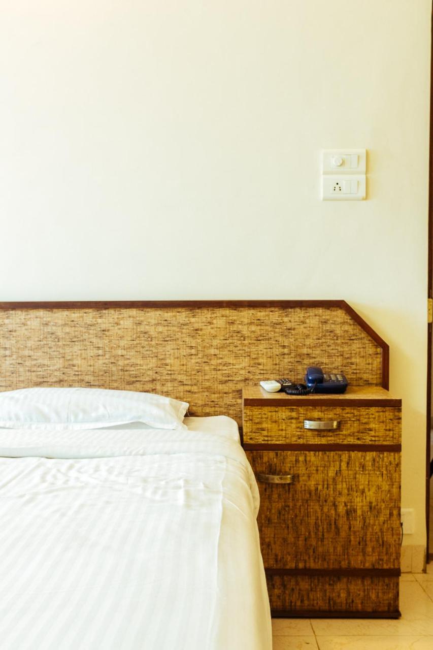Standard Double Room - Photo 3