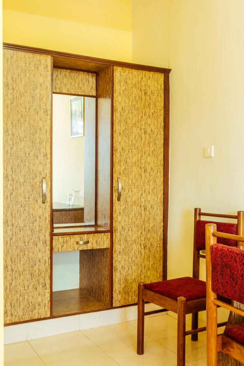 Standard Double Room - Photo 4