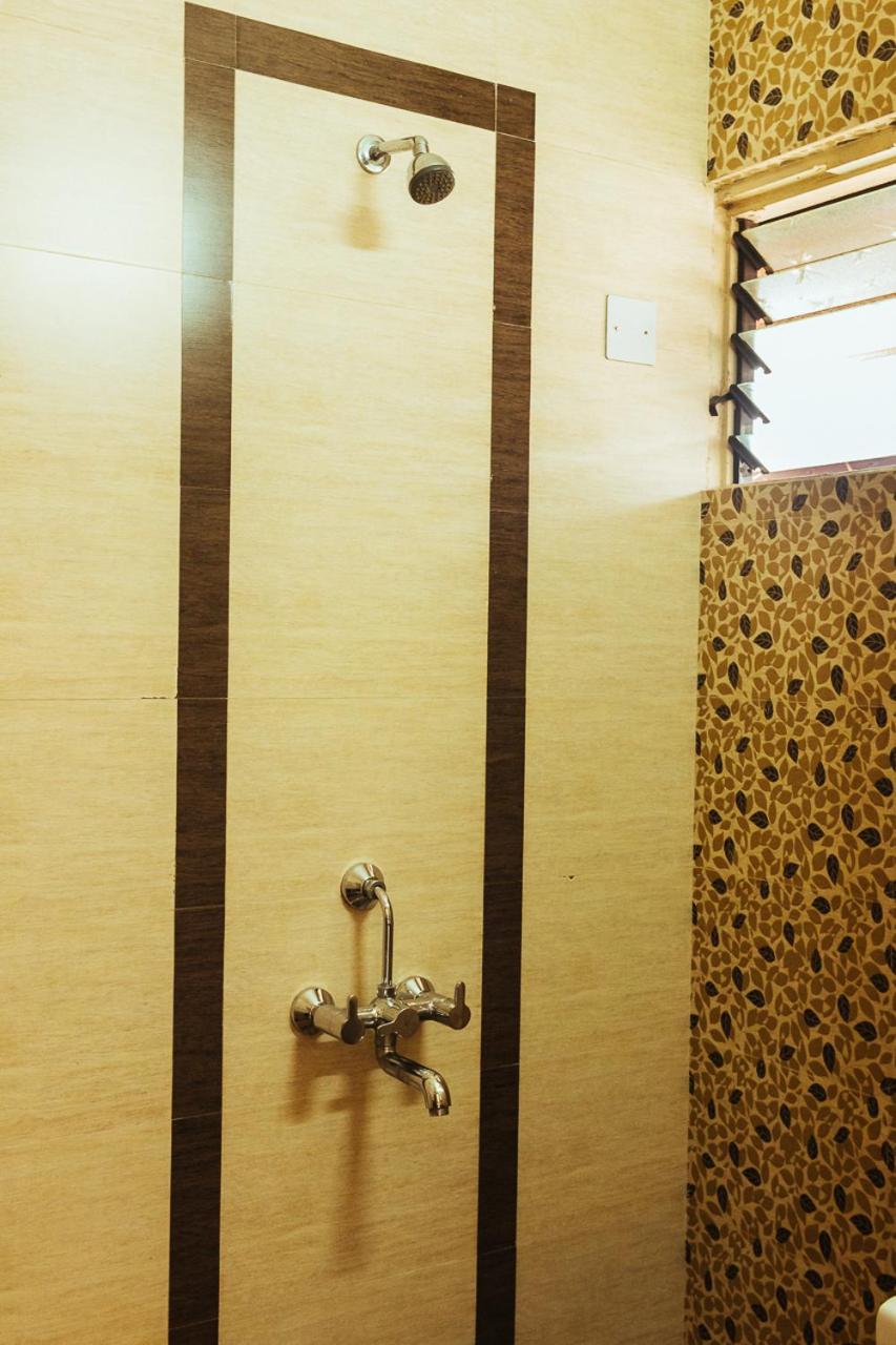 Deluxe Room - Photo 10