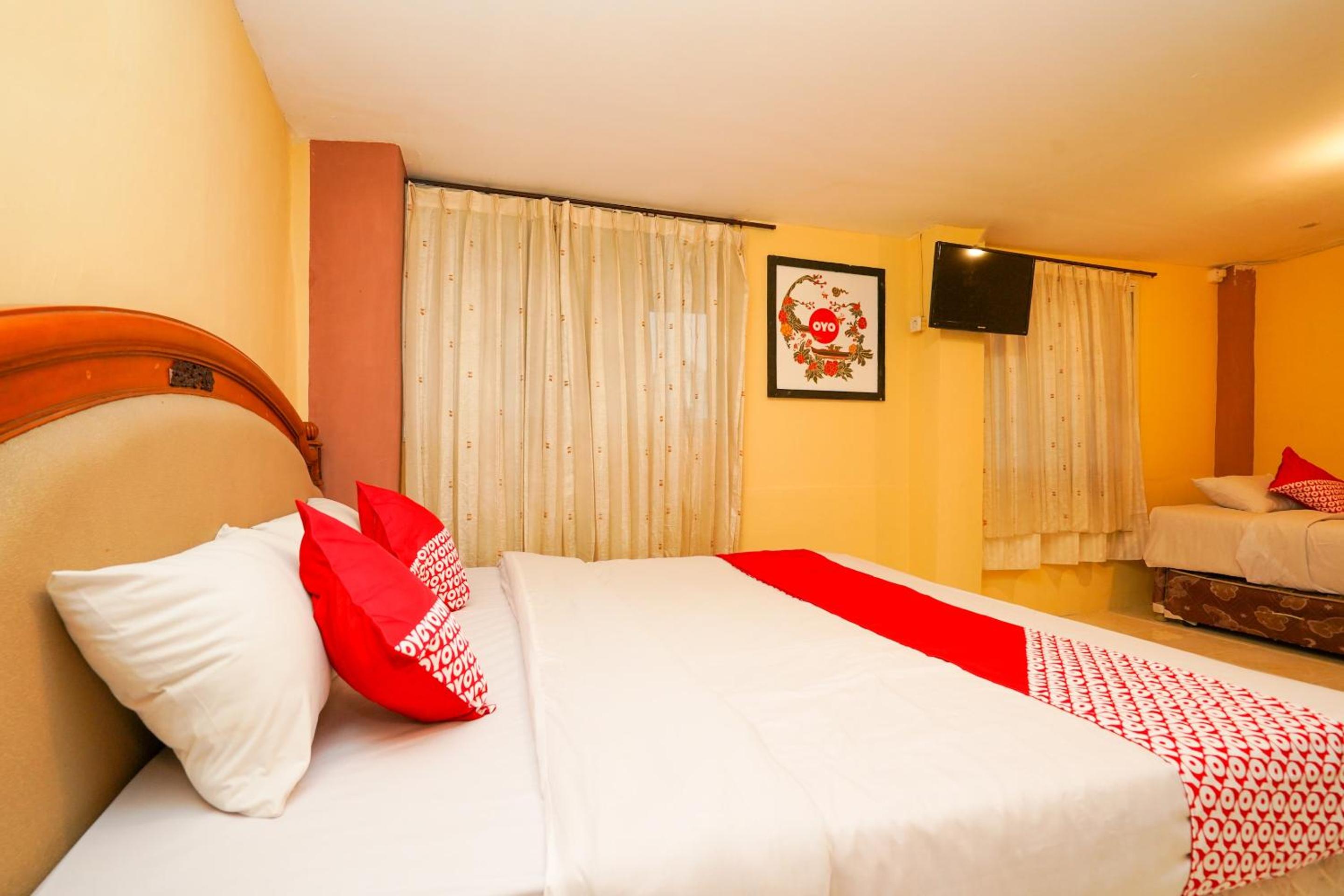Superior Suite - Photo 2