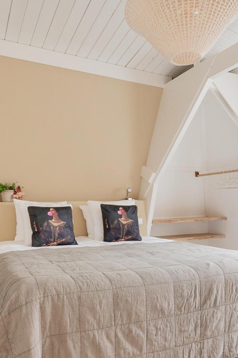 Double Room - Photo 13