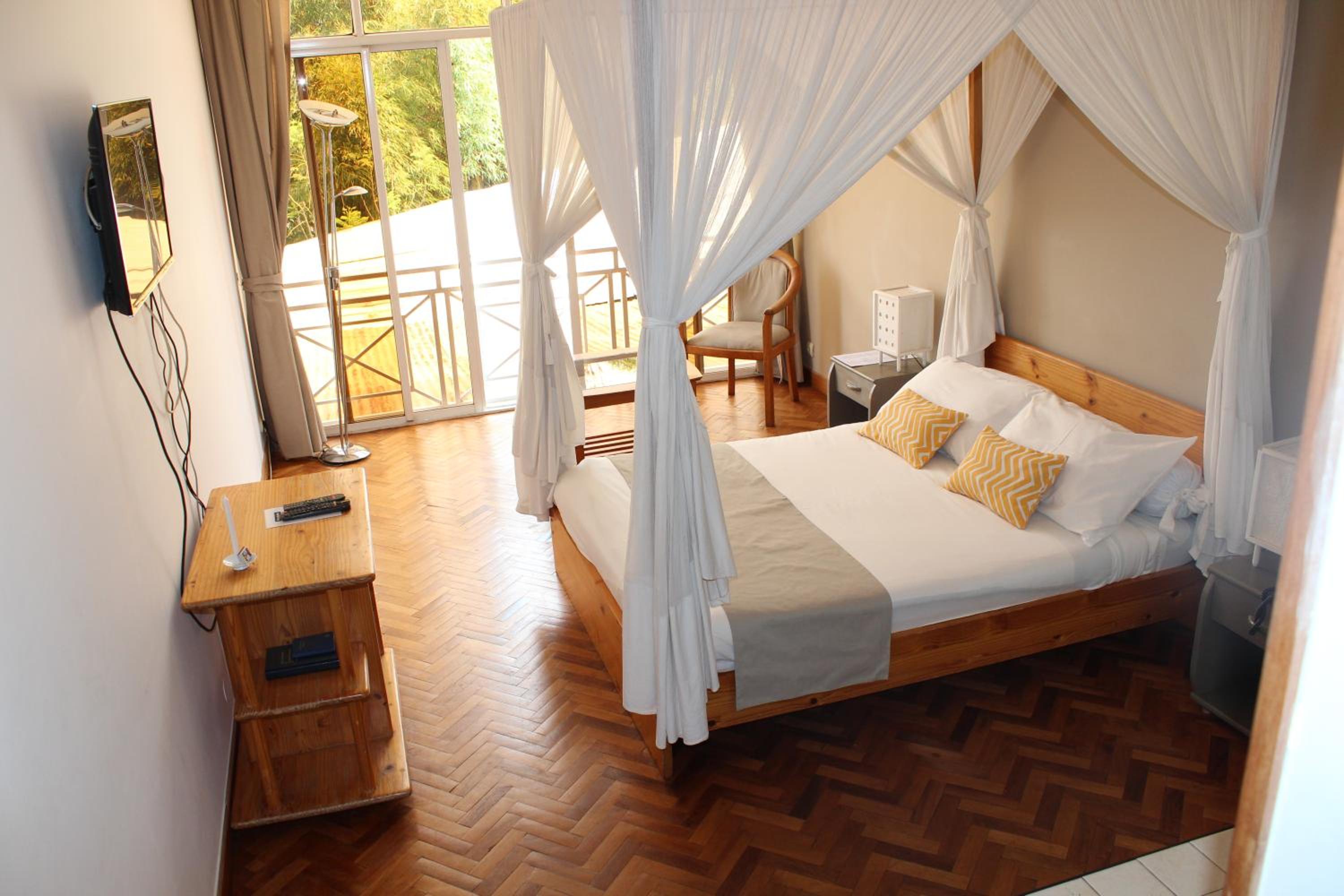 Double Room with Lake View