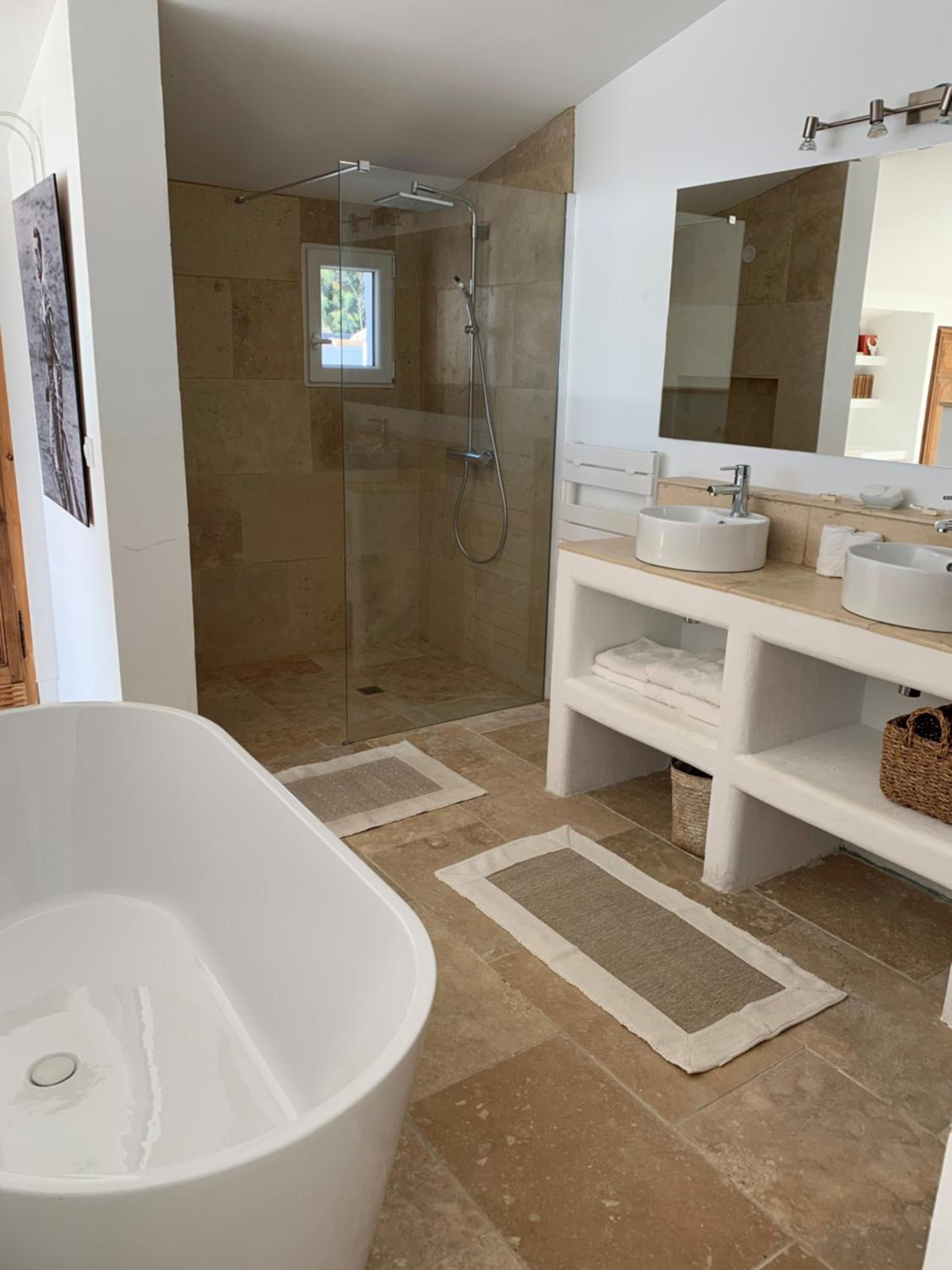 Suite with Lake View photo 1