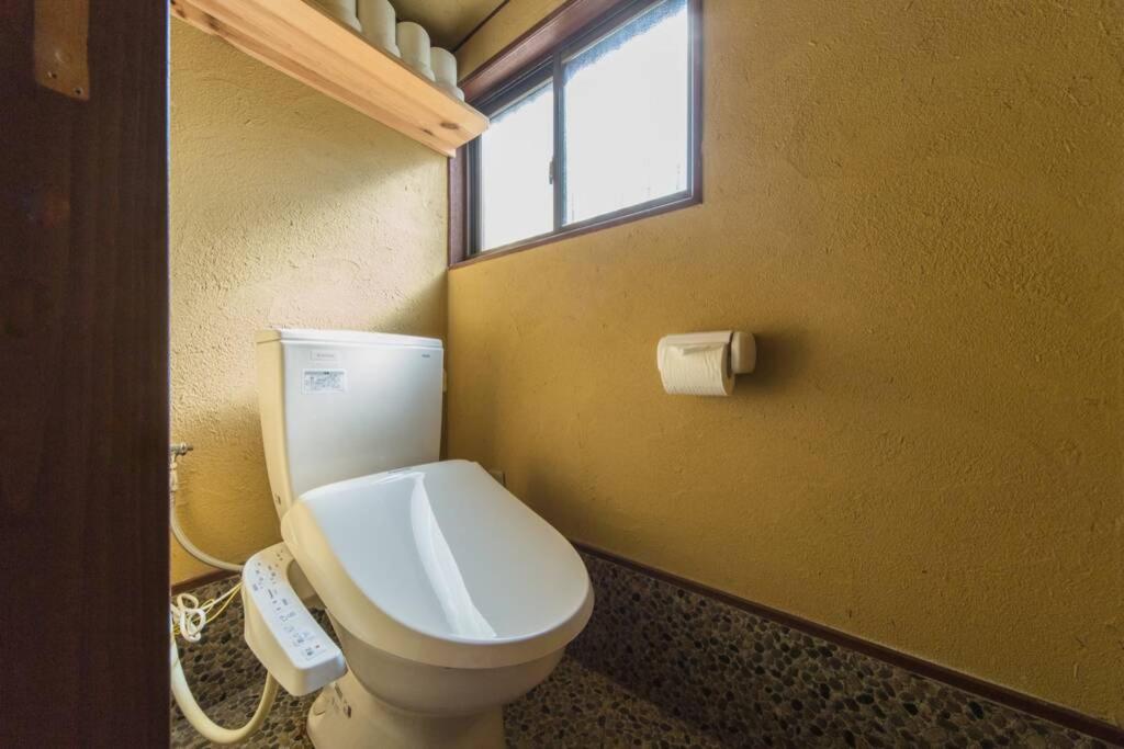 One-Bedroom House - Photo 19