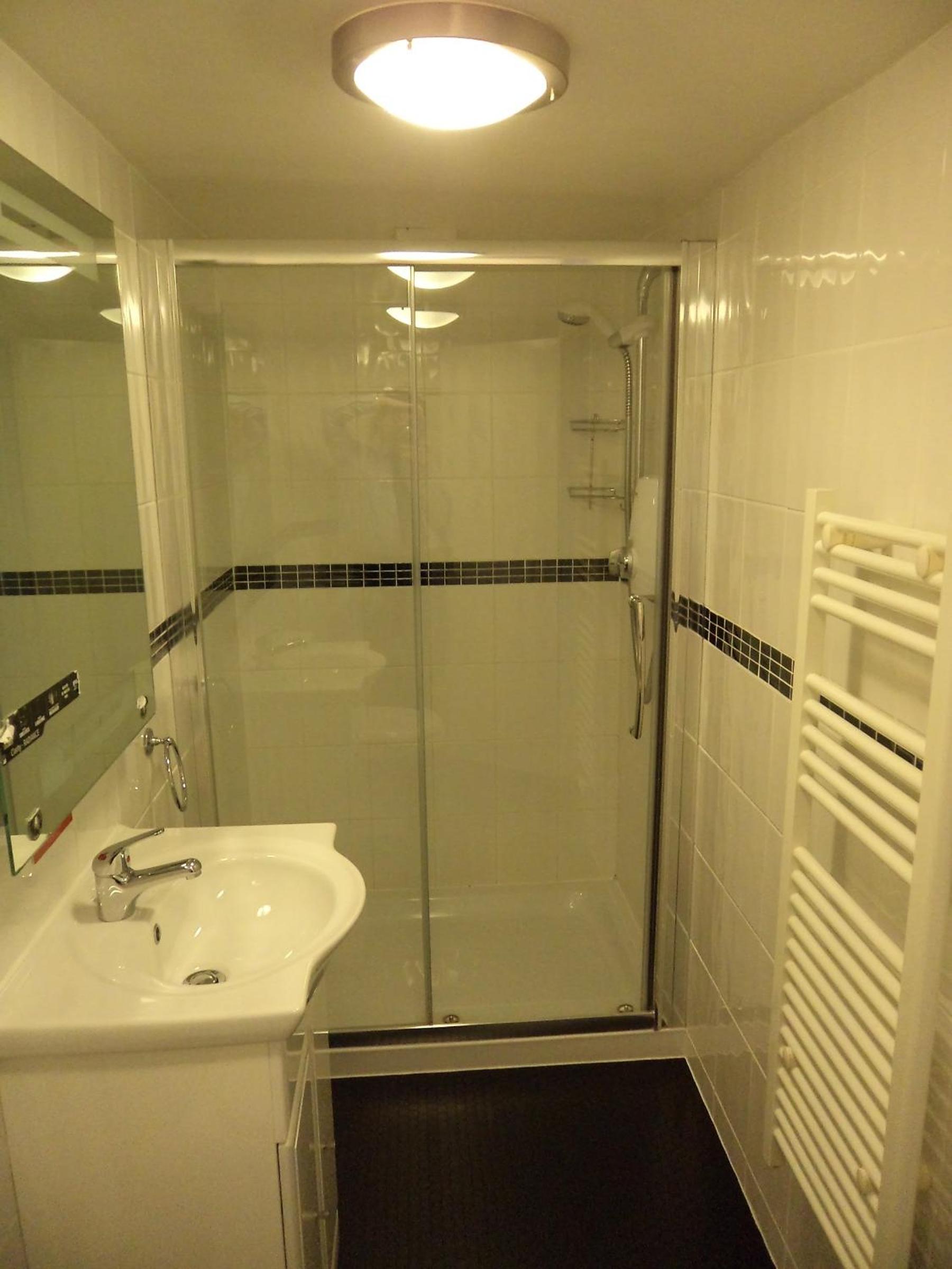 Double Room with Sea View - Photo 6
