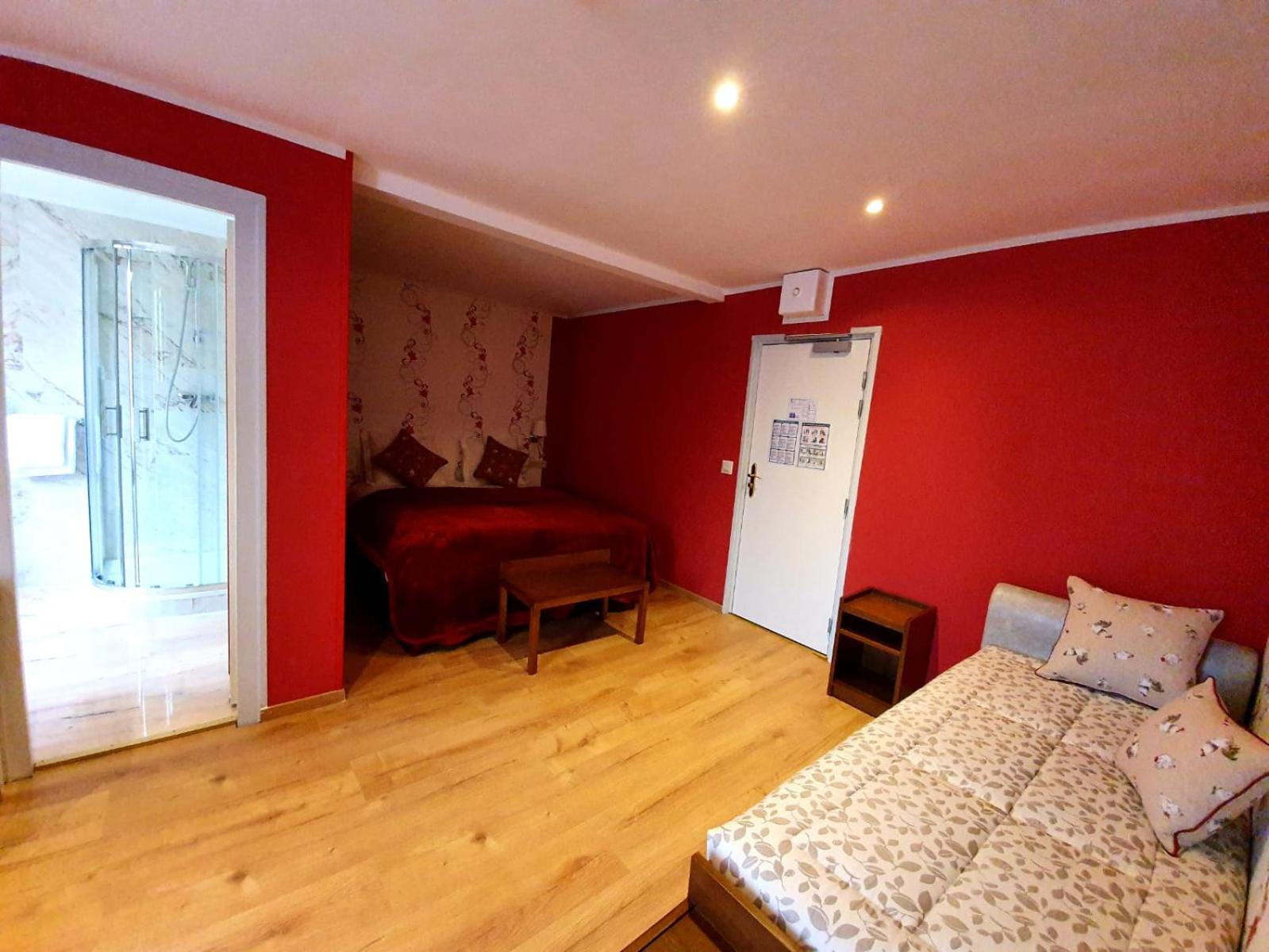 Deluxe Family Suite photo 2