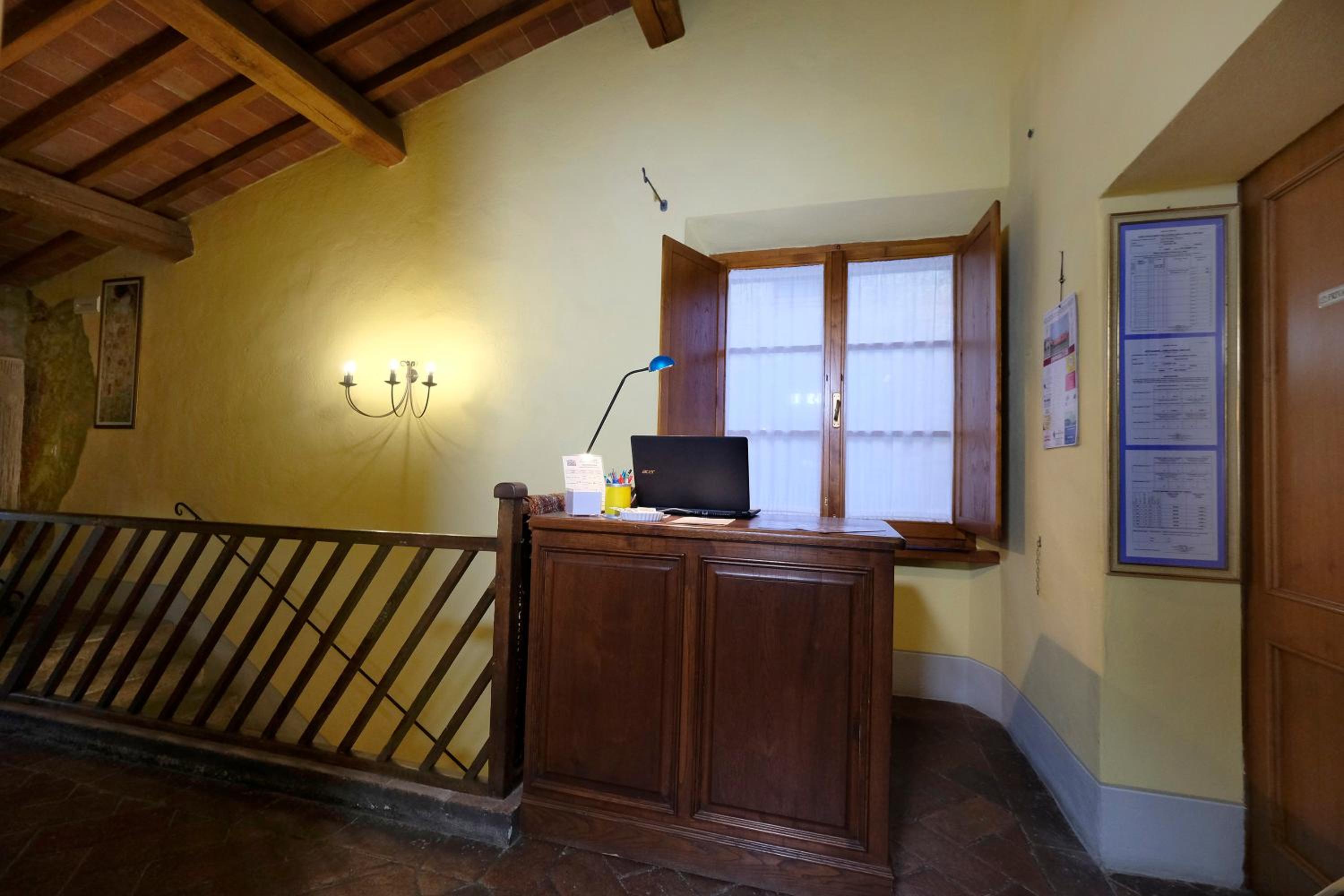 Double Room - Photo 12