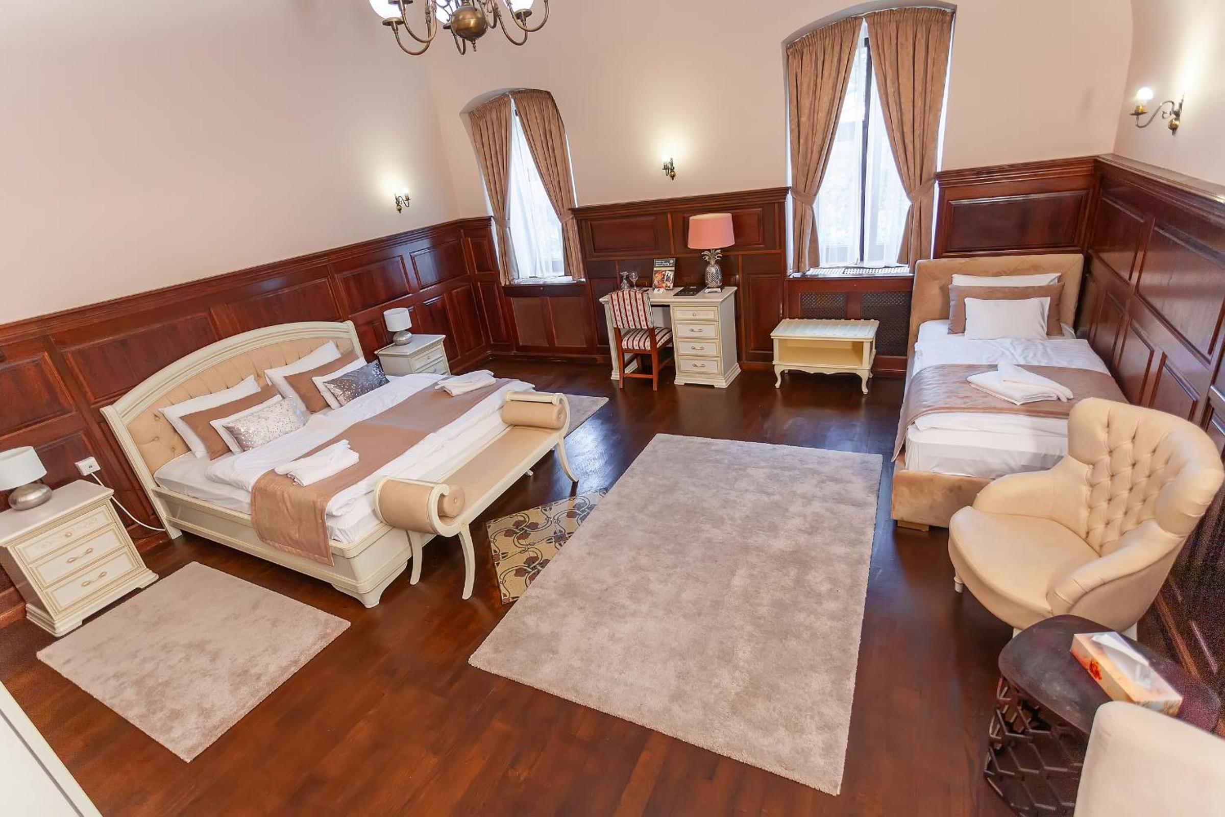 Superior Triple Room - Photo 8
