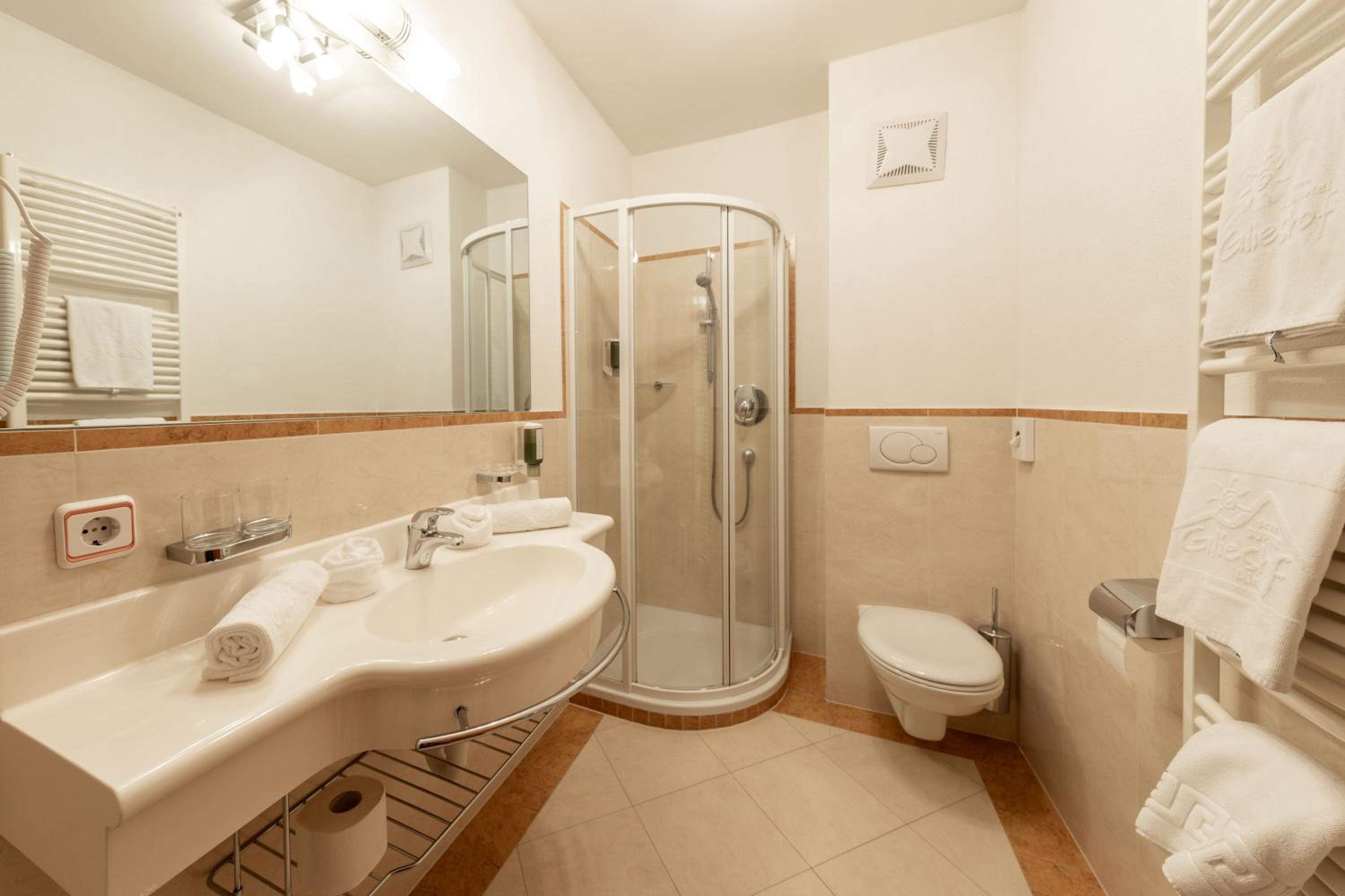 Double Room with Balcony photo 2