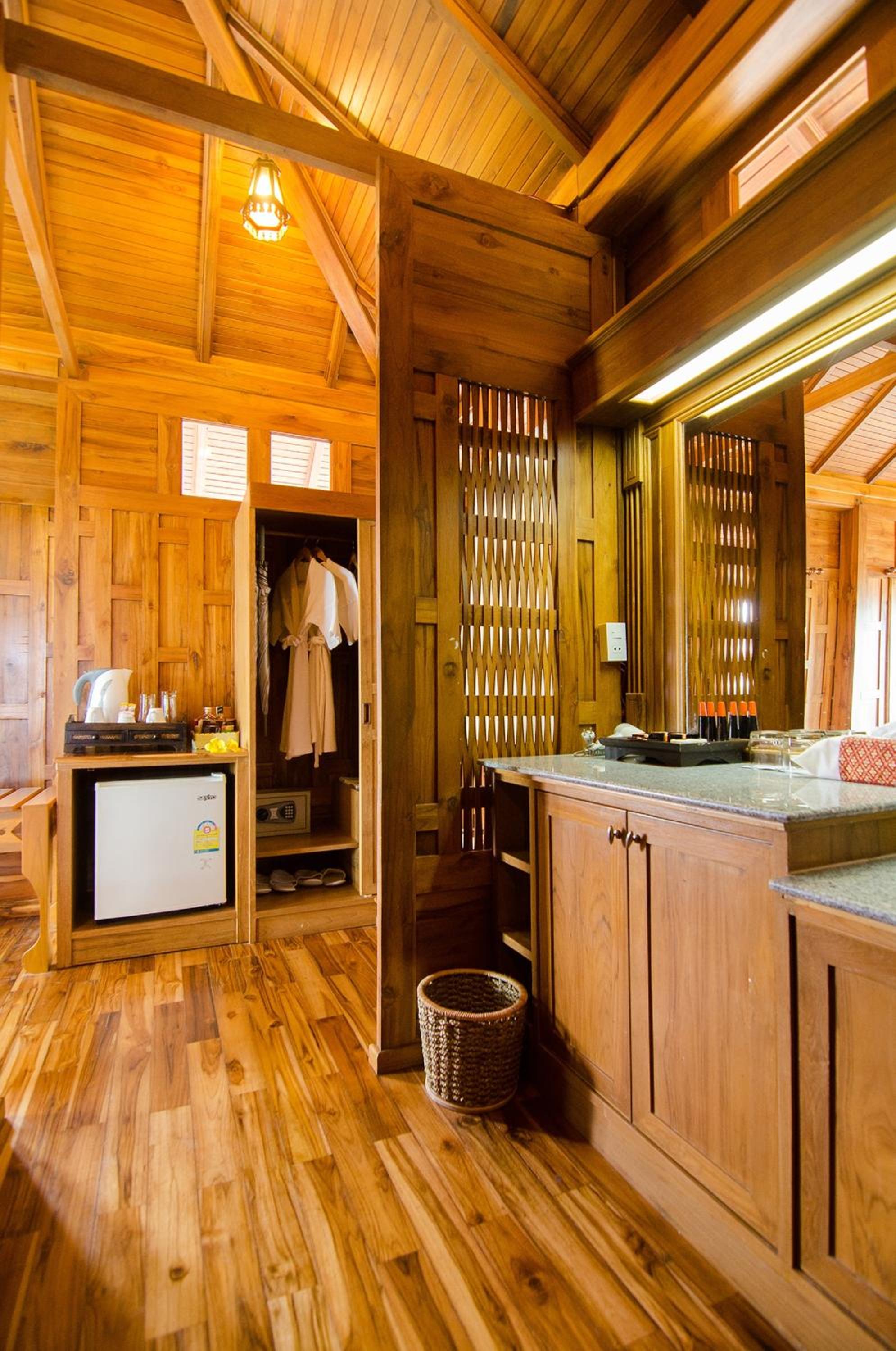 Deluxe Villa with Sea View- Free Transfer to Tonsai Pier - Photo 9