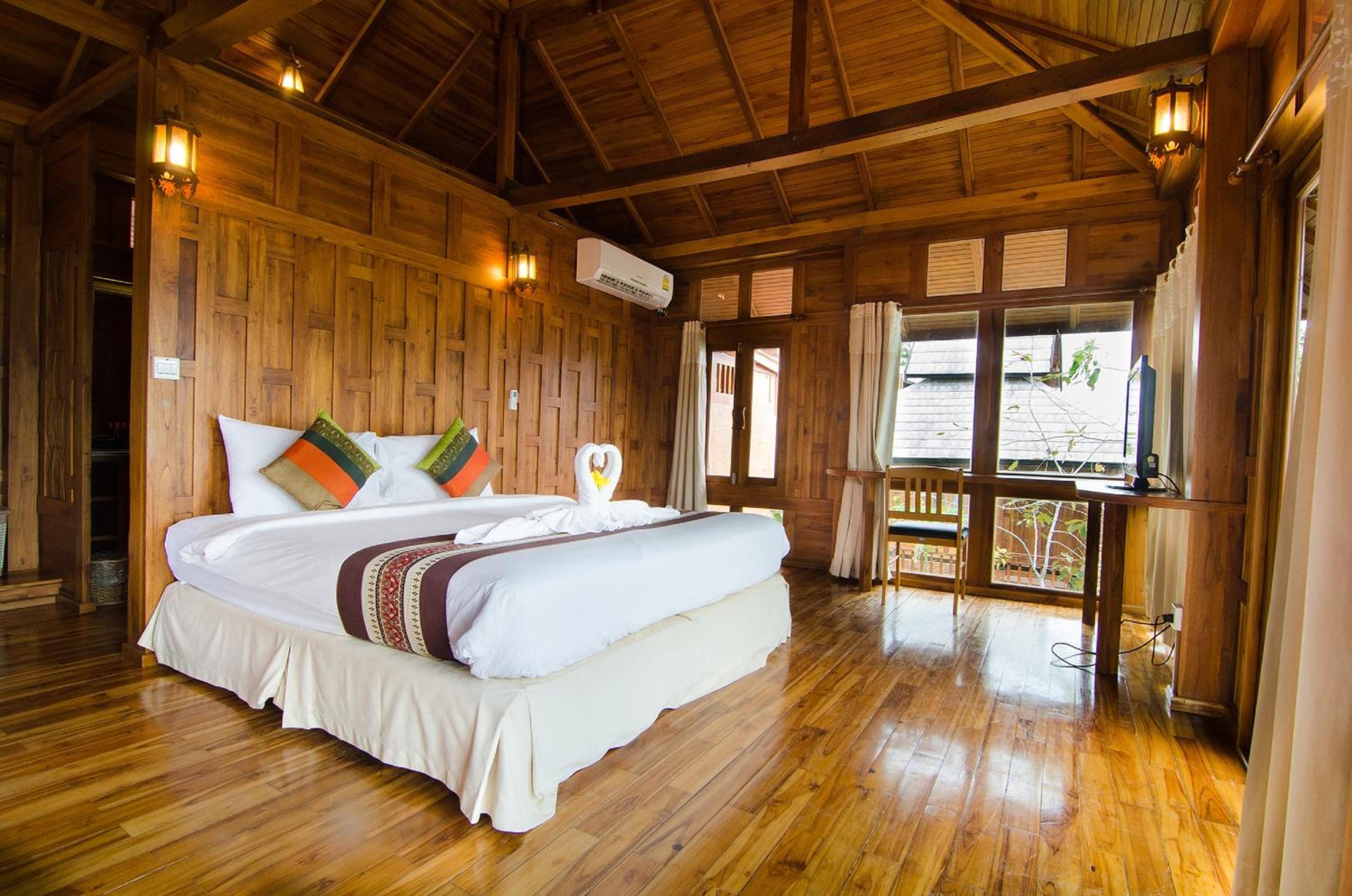 Deluxe Villa with Sea View- Free Transfer to Tonsai Pier - Photo 1