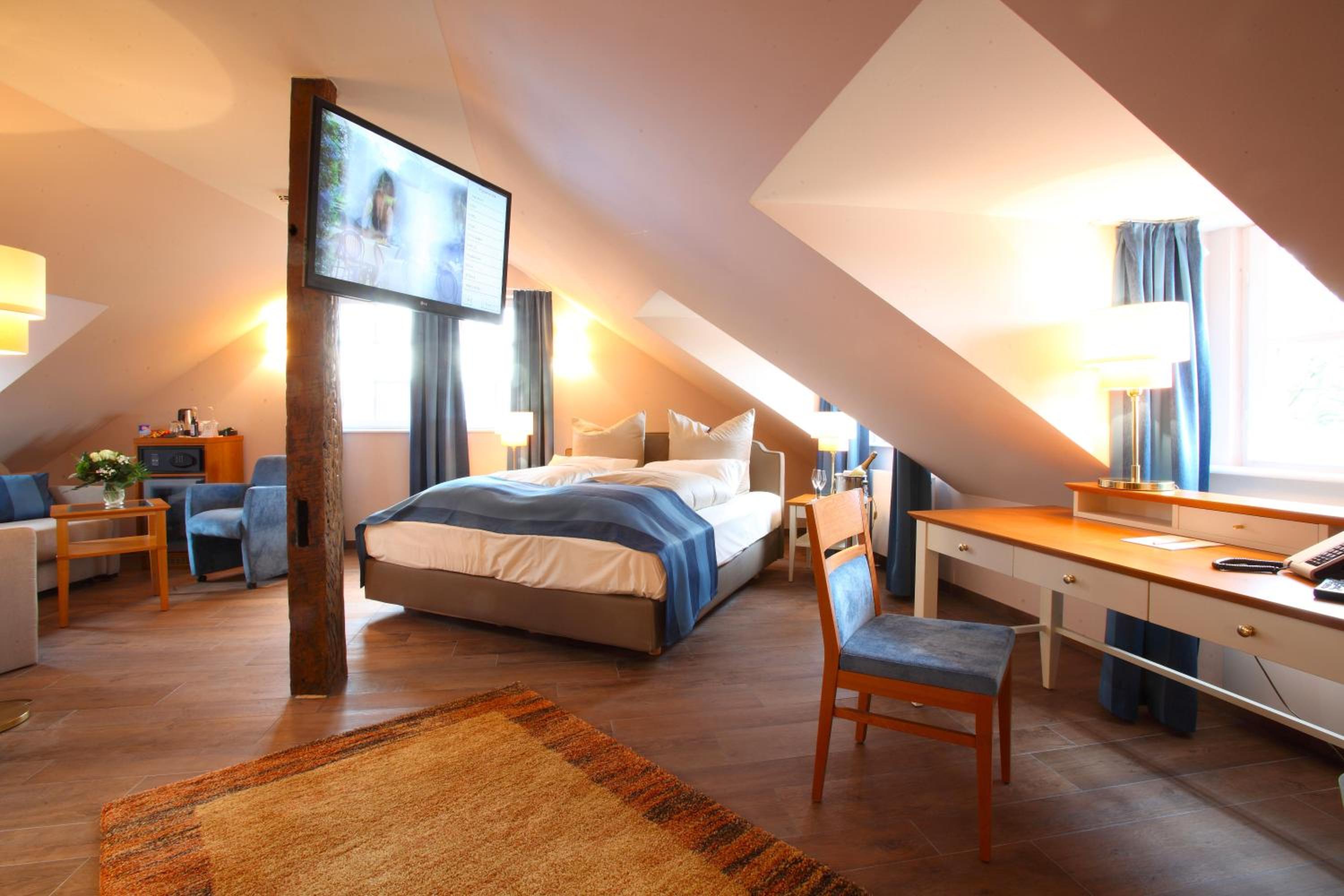 Deluxe Suite With River View photo 1