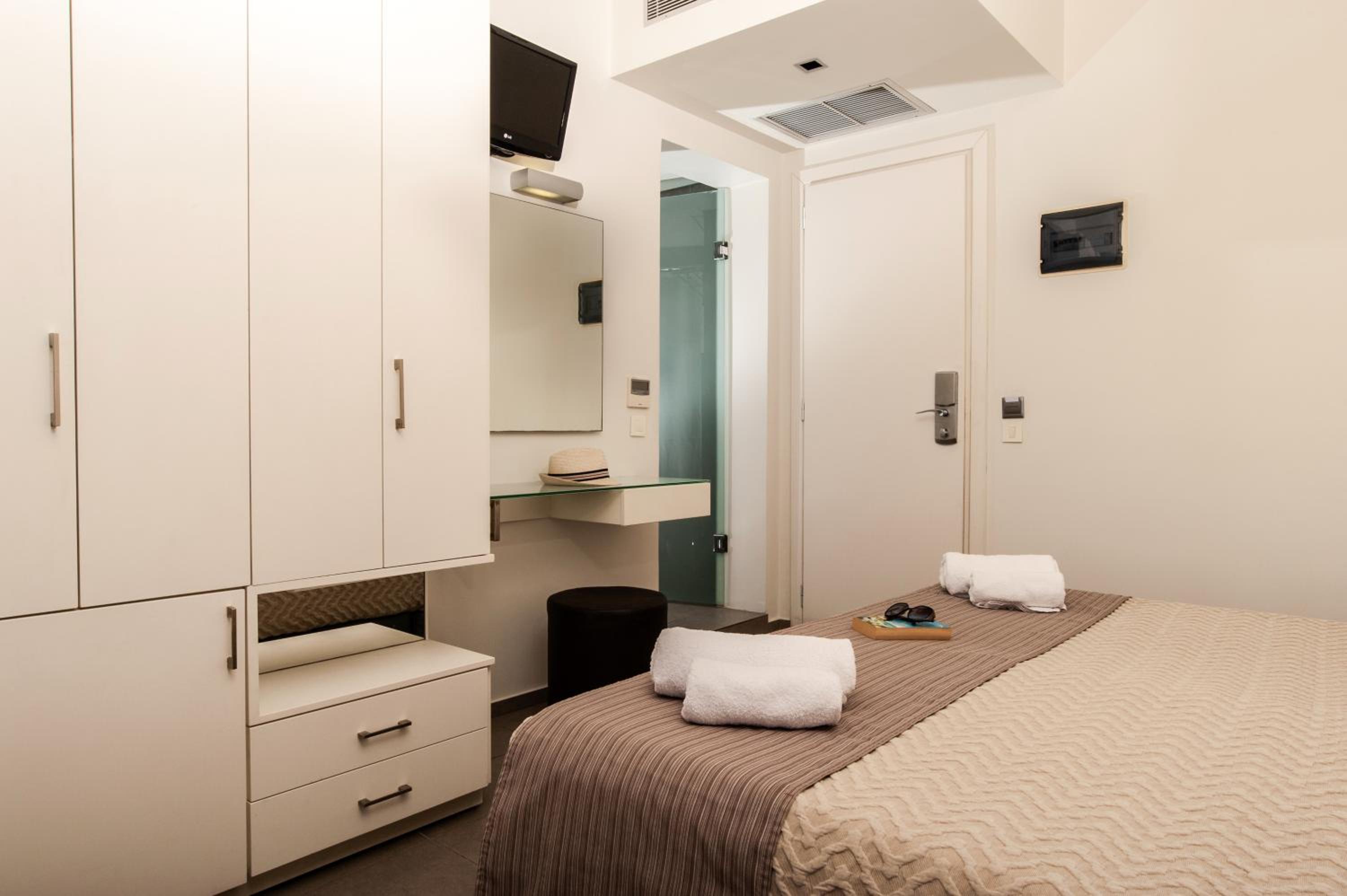 Superior Double Room - Photo 9