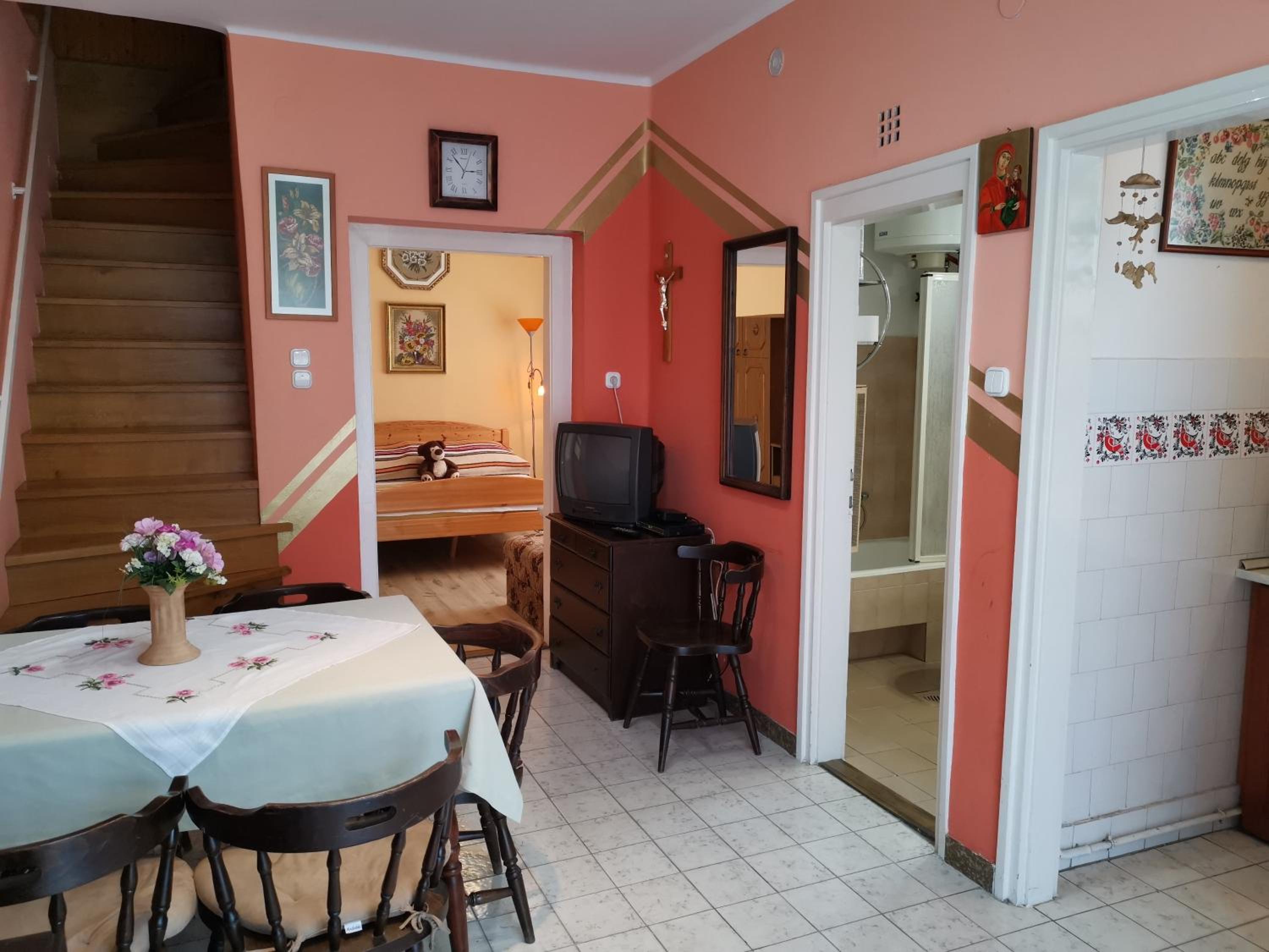 Three-Bedroom House - Photo 1
