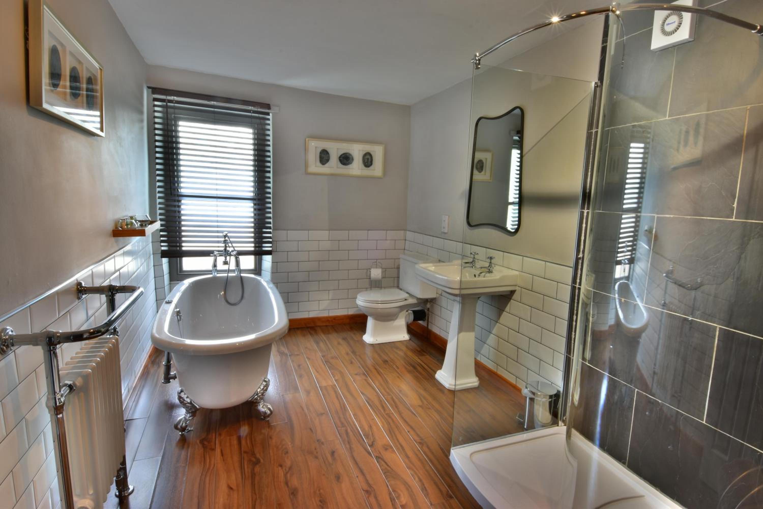 Deluxe Suite photo 2