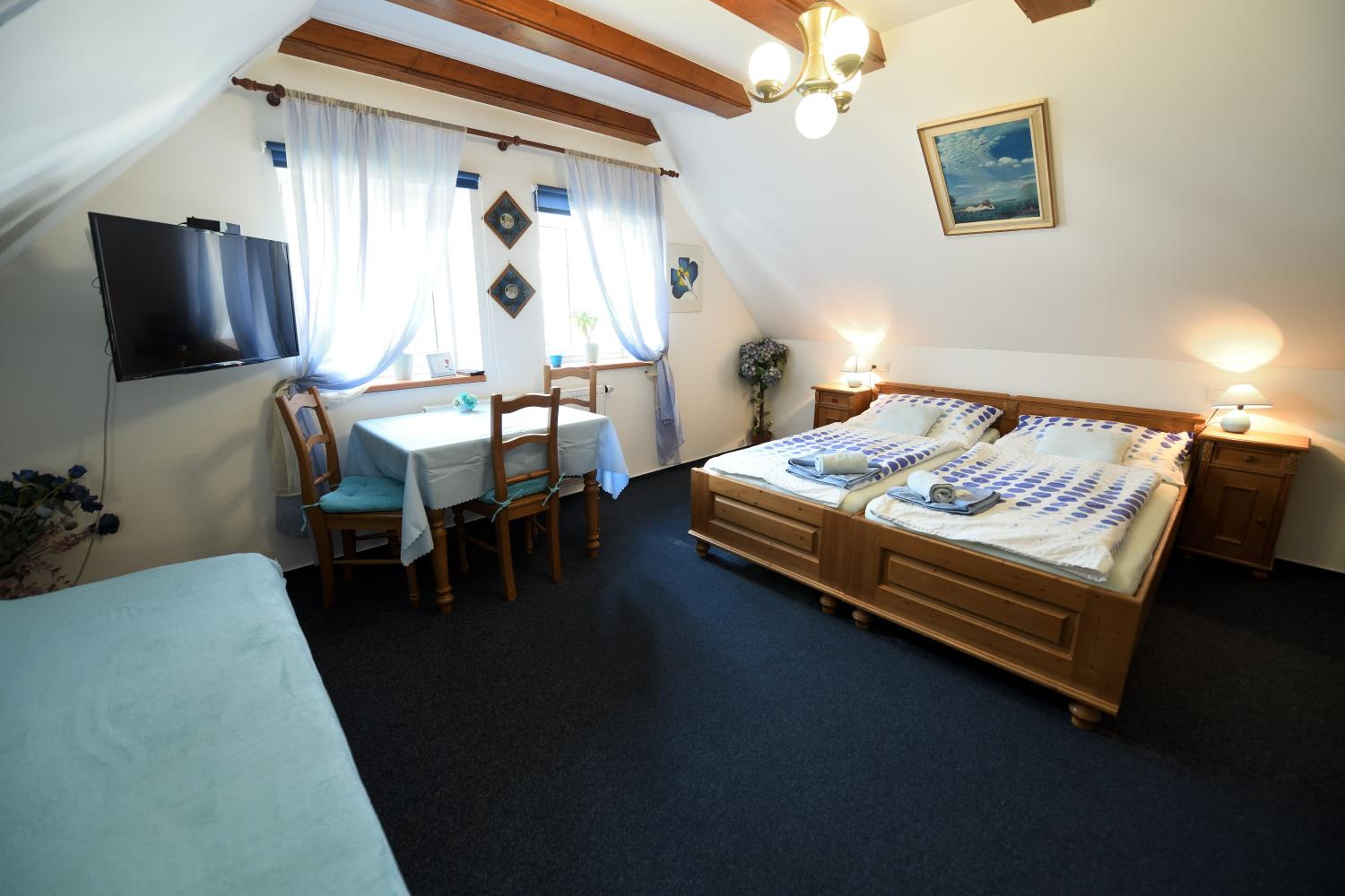 Superior Triple Room photo 3